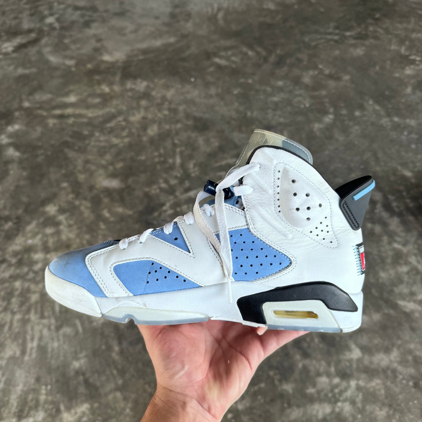 Jordan 6 Retro UNC White