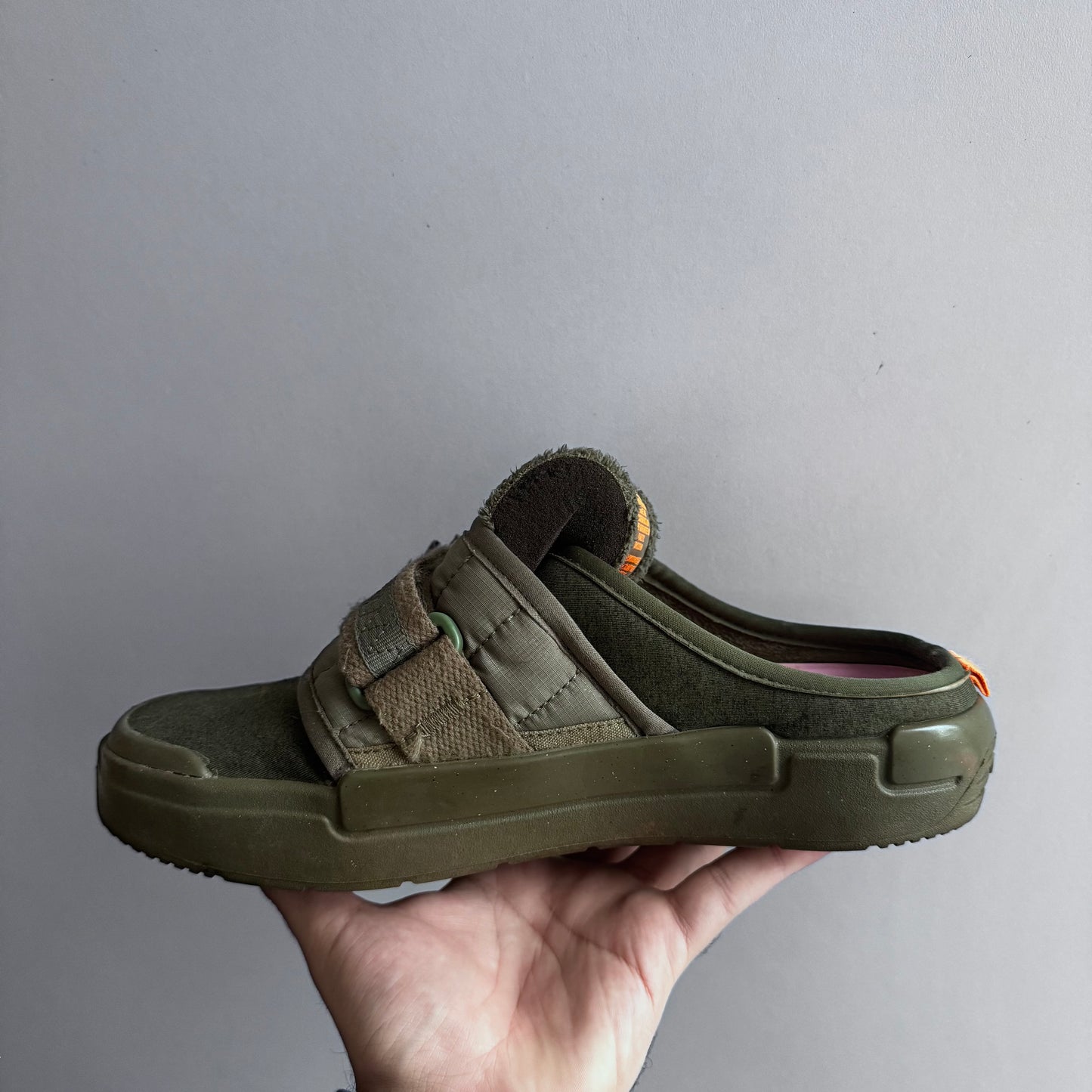 Nike Offline Slip-On Army Olive Ortophedic