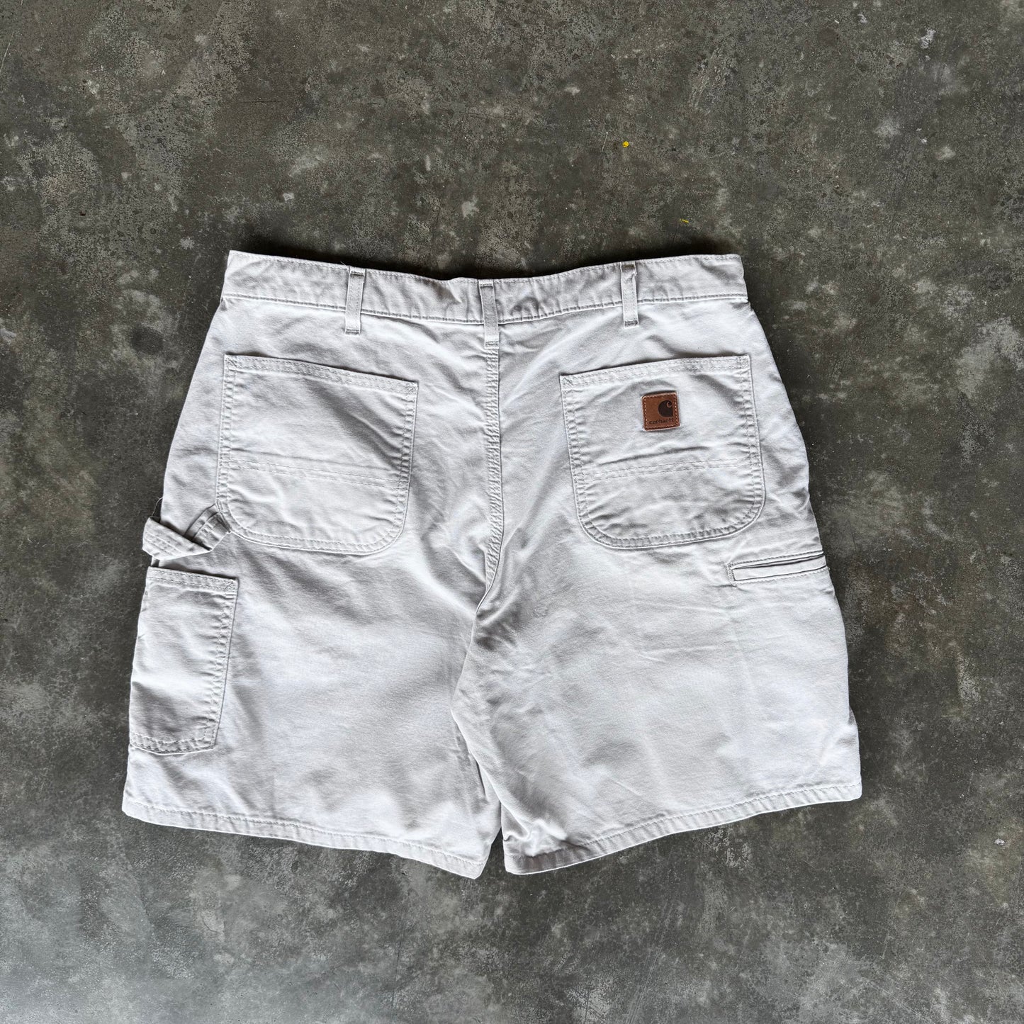 2000s Carhartt Cargo Shorts “Beige”