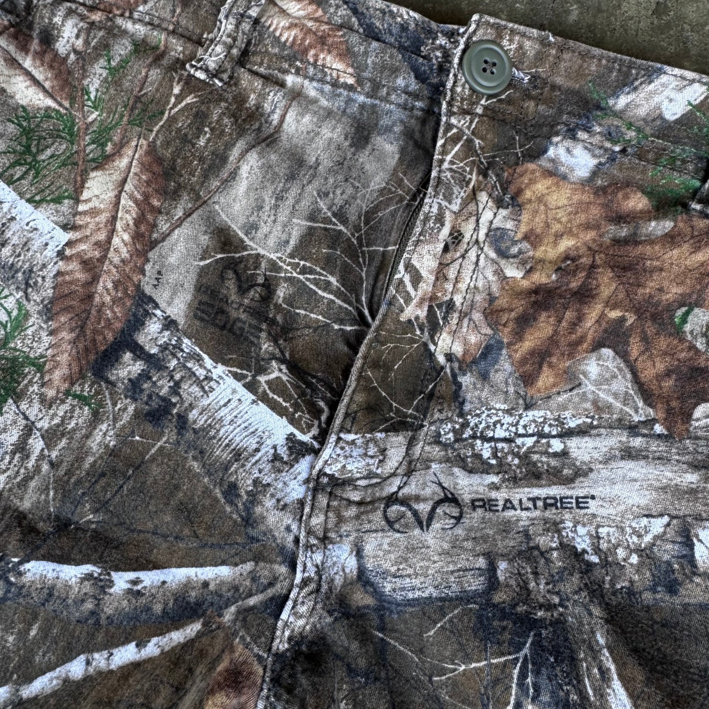 2000s George Real Tree Camo Shorts