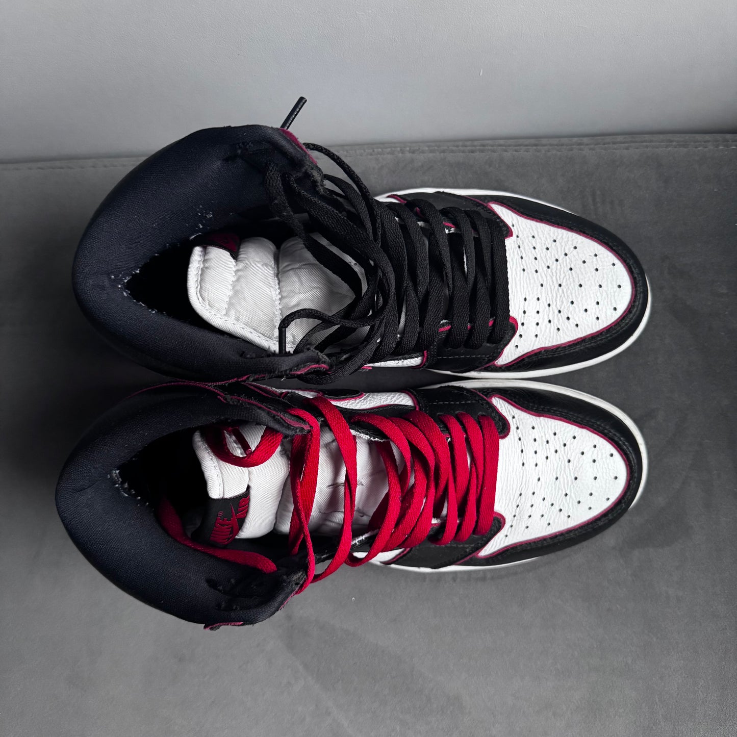 Jordan 1 Retro High Bloodline