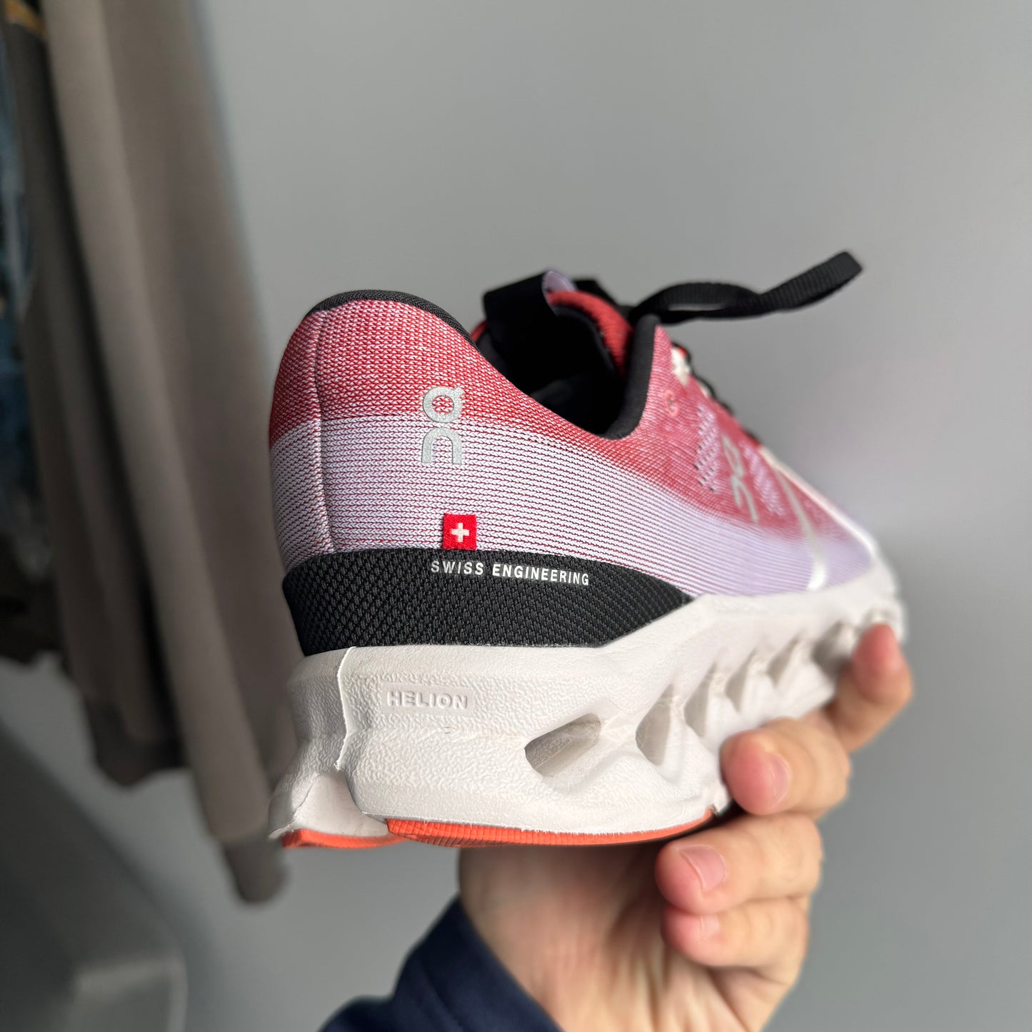 On Cloudsurfer Sneakers