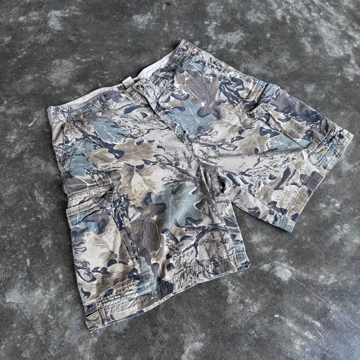 Vintage Ranger Leaf Camo Shorts
