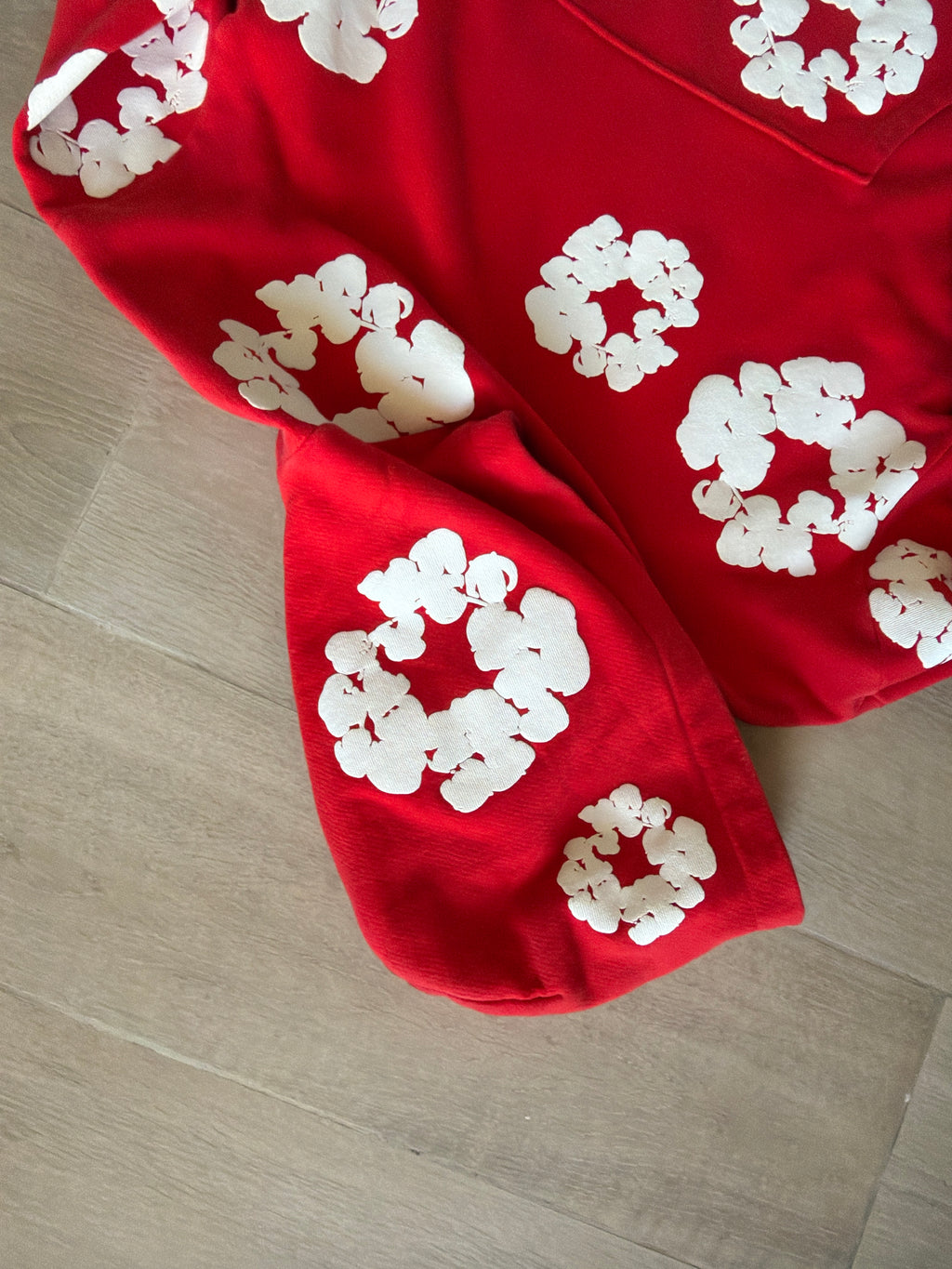 Denim Tears Cotton Wreath Sweatshirt Red (M)