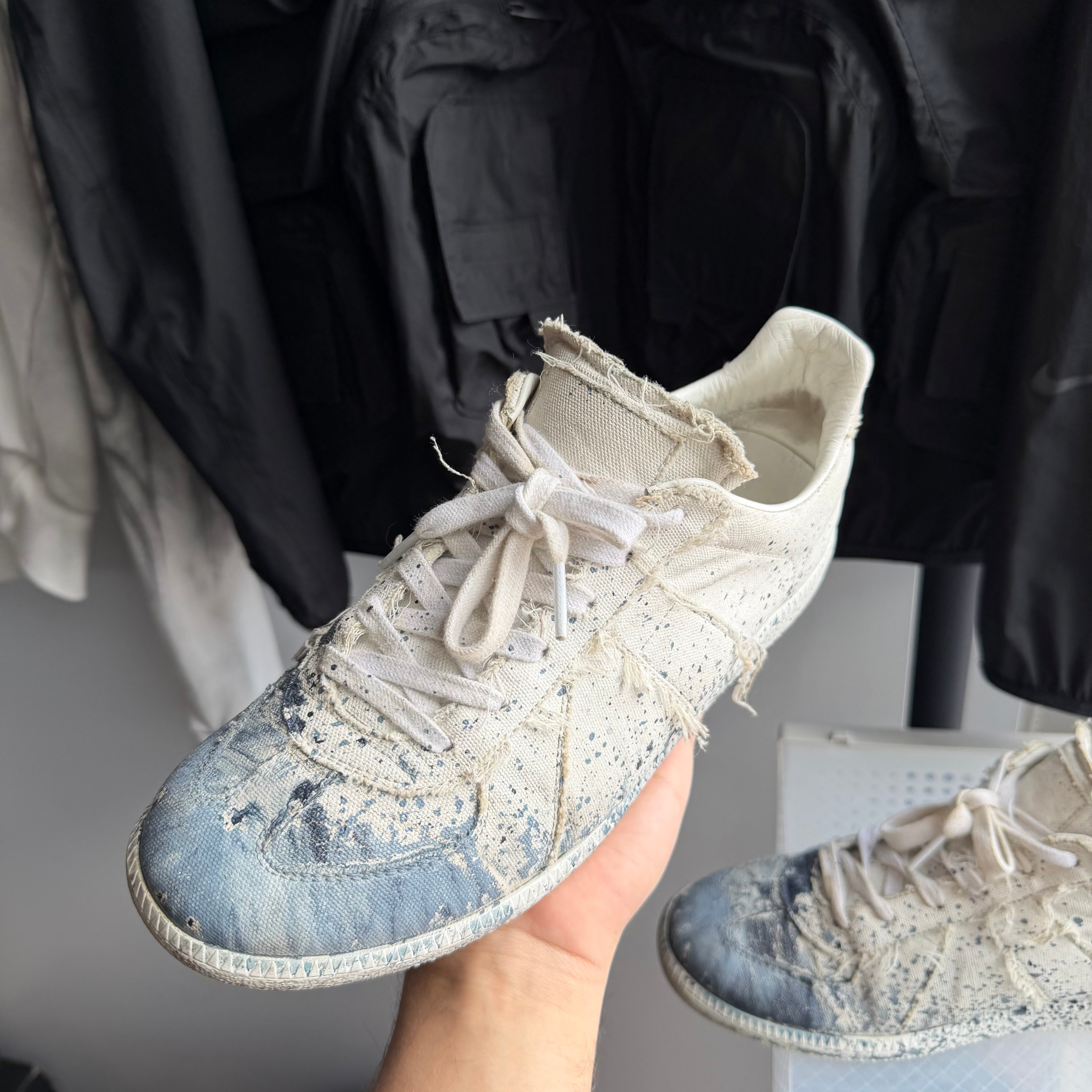 Maison Margiela Paint Splatter Replica GAT Canva Sneaker White/Blue