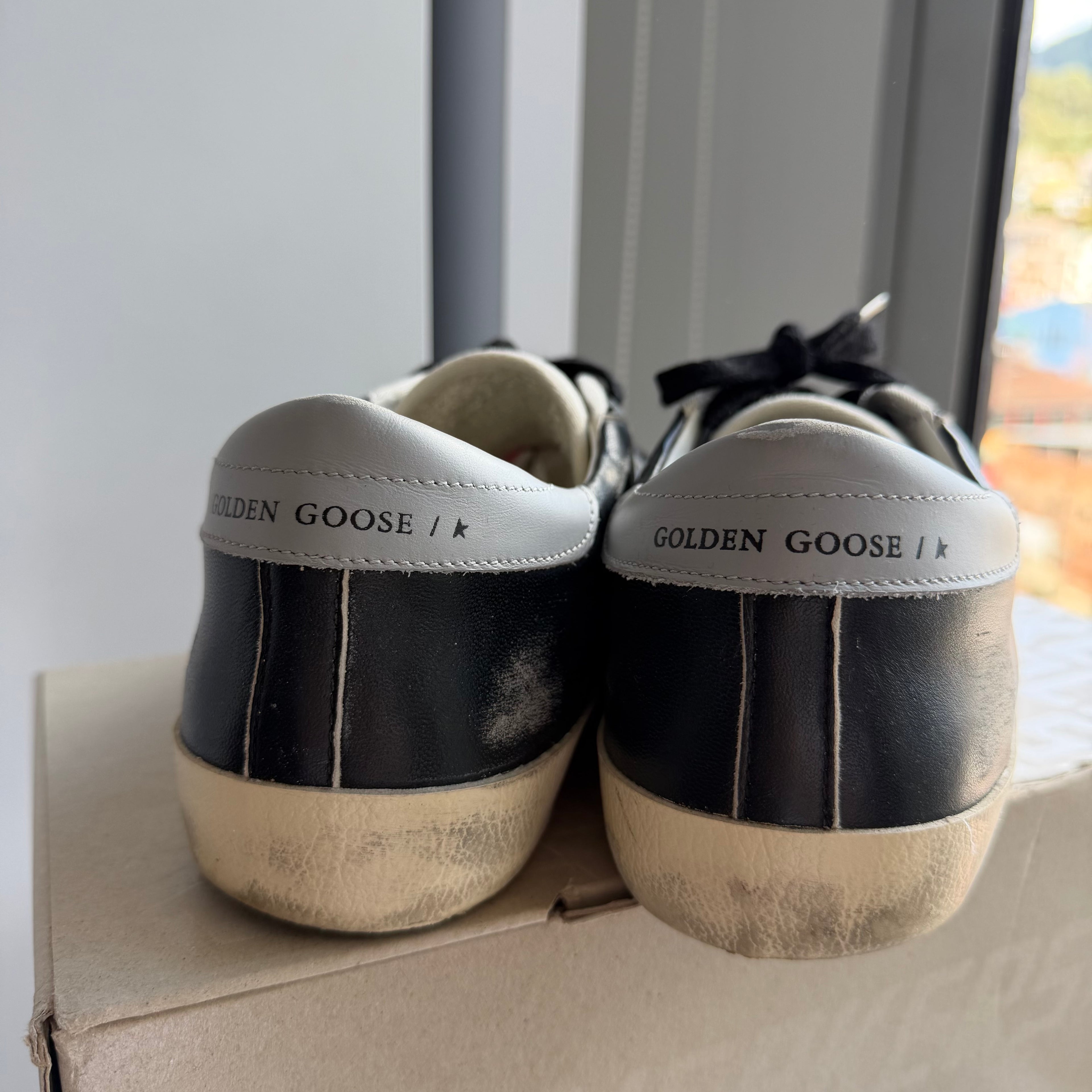Golden Goose Super-Star Classic Black/Taupe
