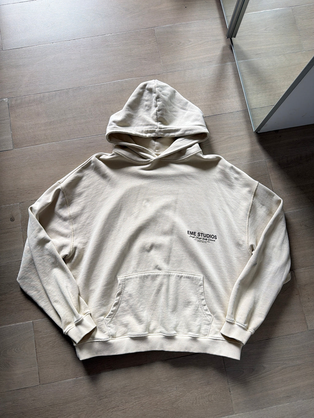 Eme Studios Big Logo Back Hit Hoodie (L)