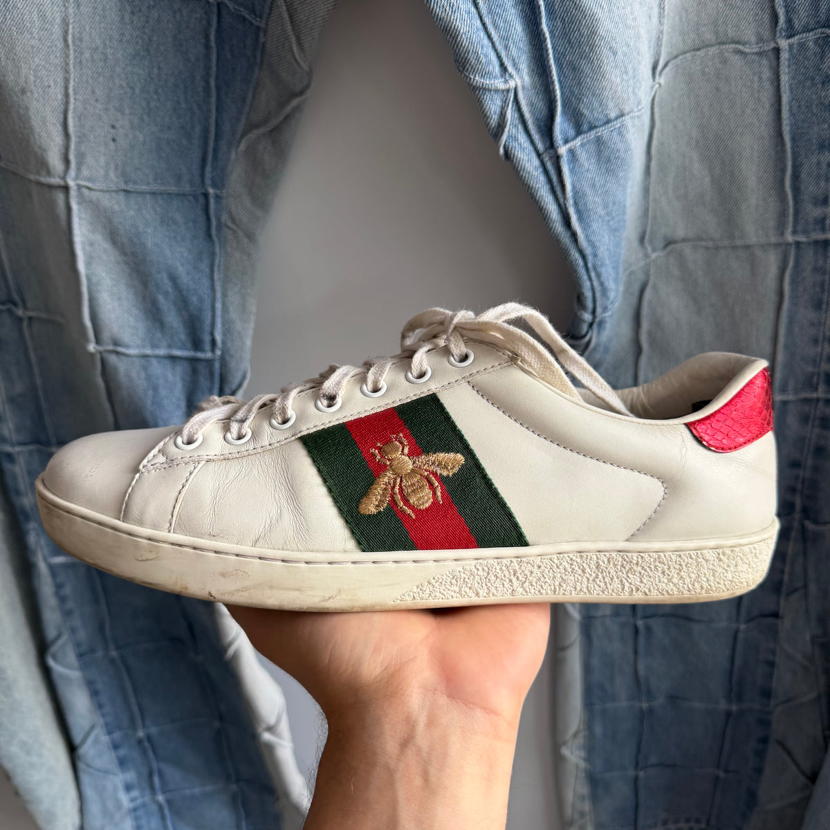 Gucci Ace Bee Sneakers (8.5US)
