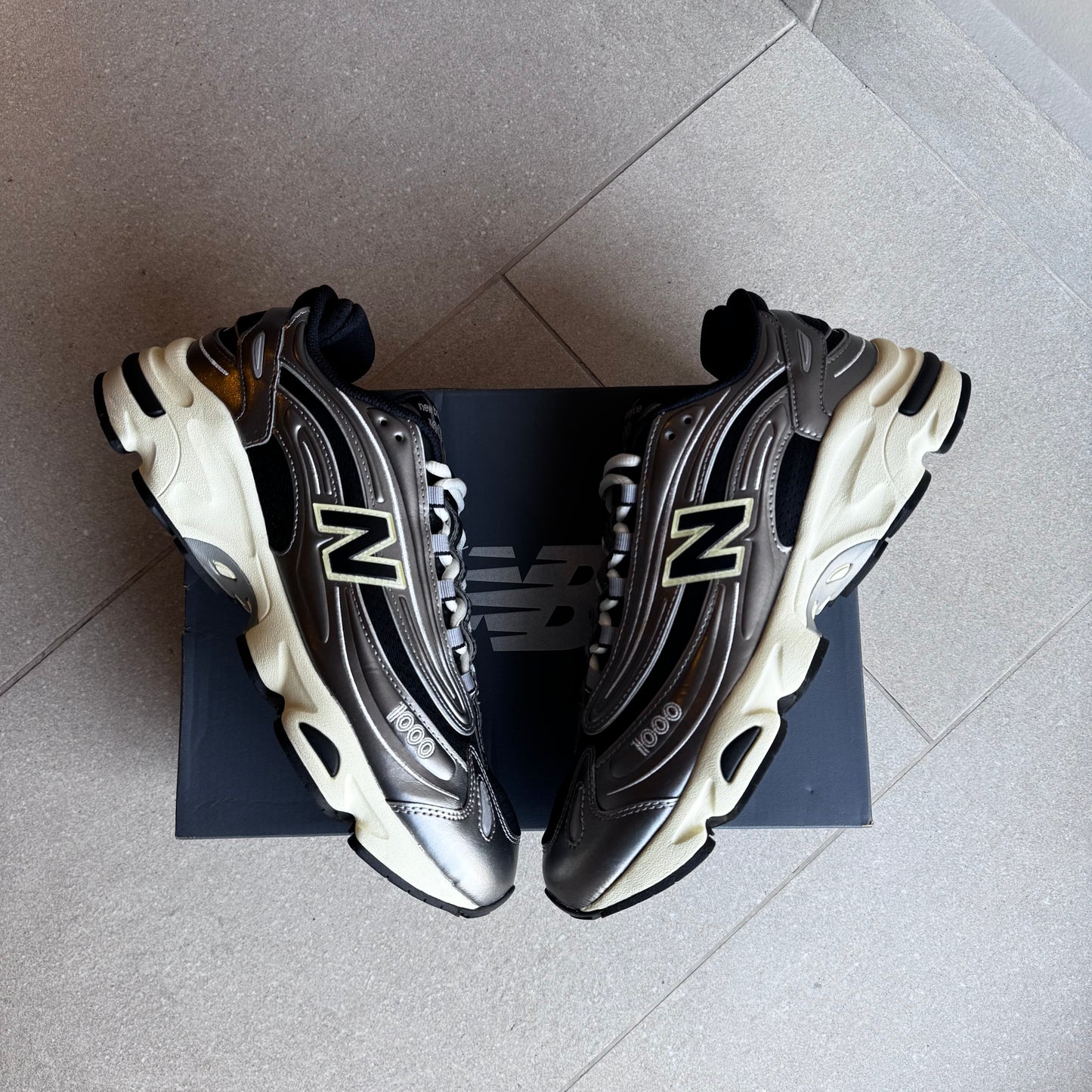 New Balance 1000 Silver Metallic