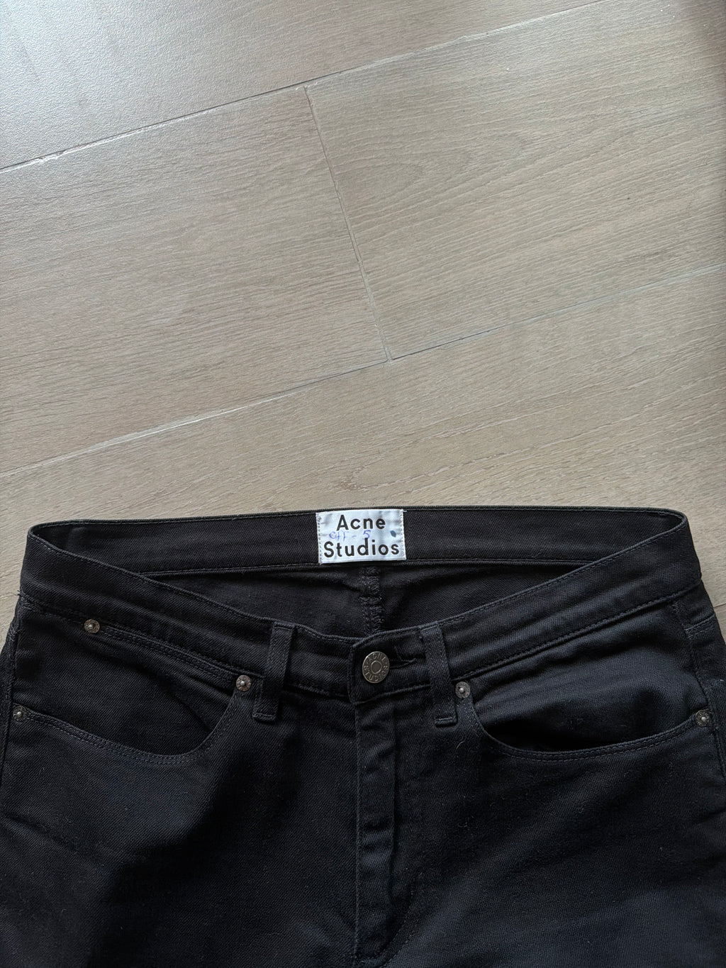 Acne Studios Max Stray Cash Jeans Black