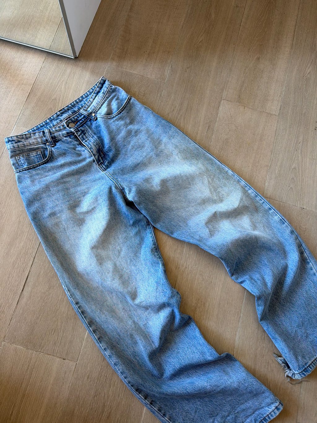 Basketcase Gallery LAX Baggy Faded Jeans