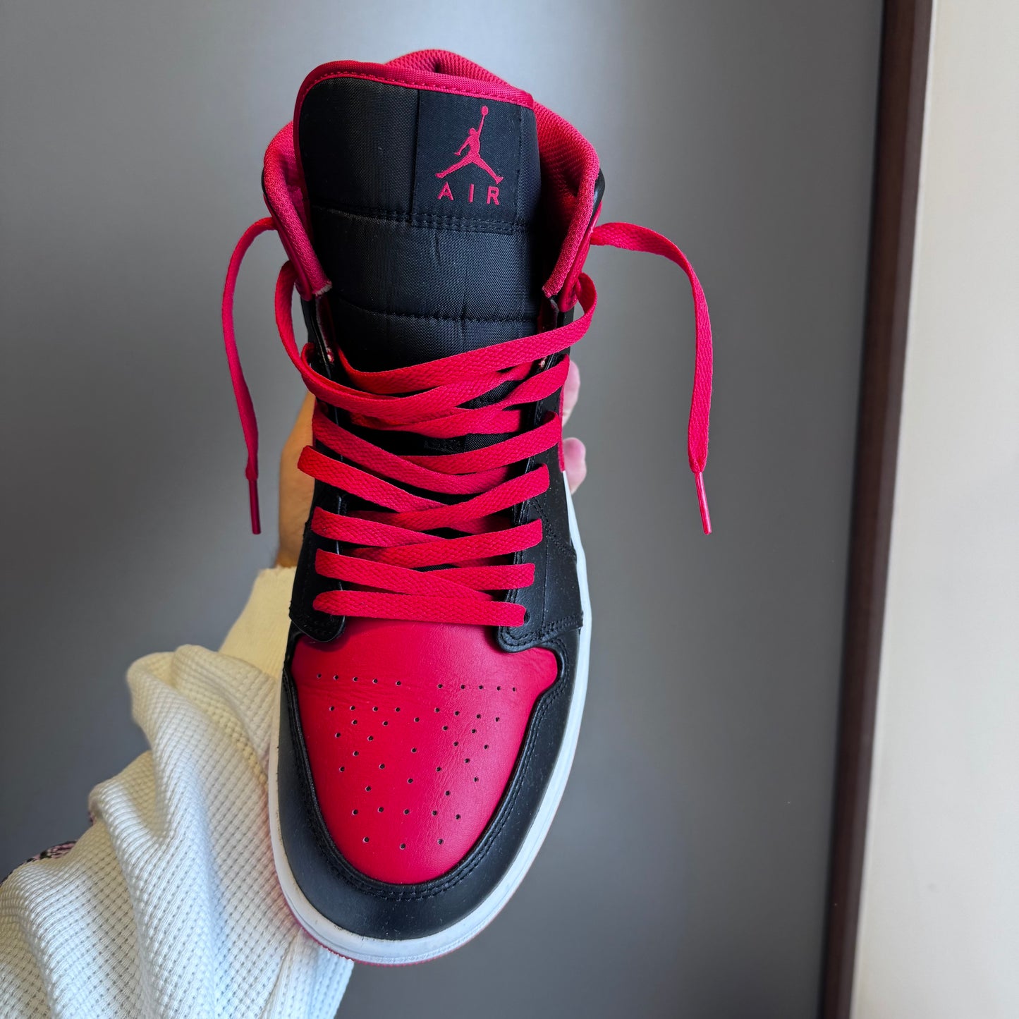 Jordan 1 Mid Alternate Bred