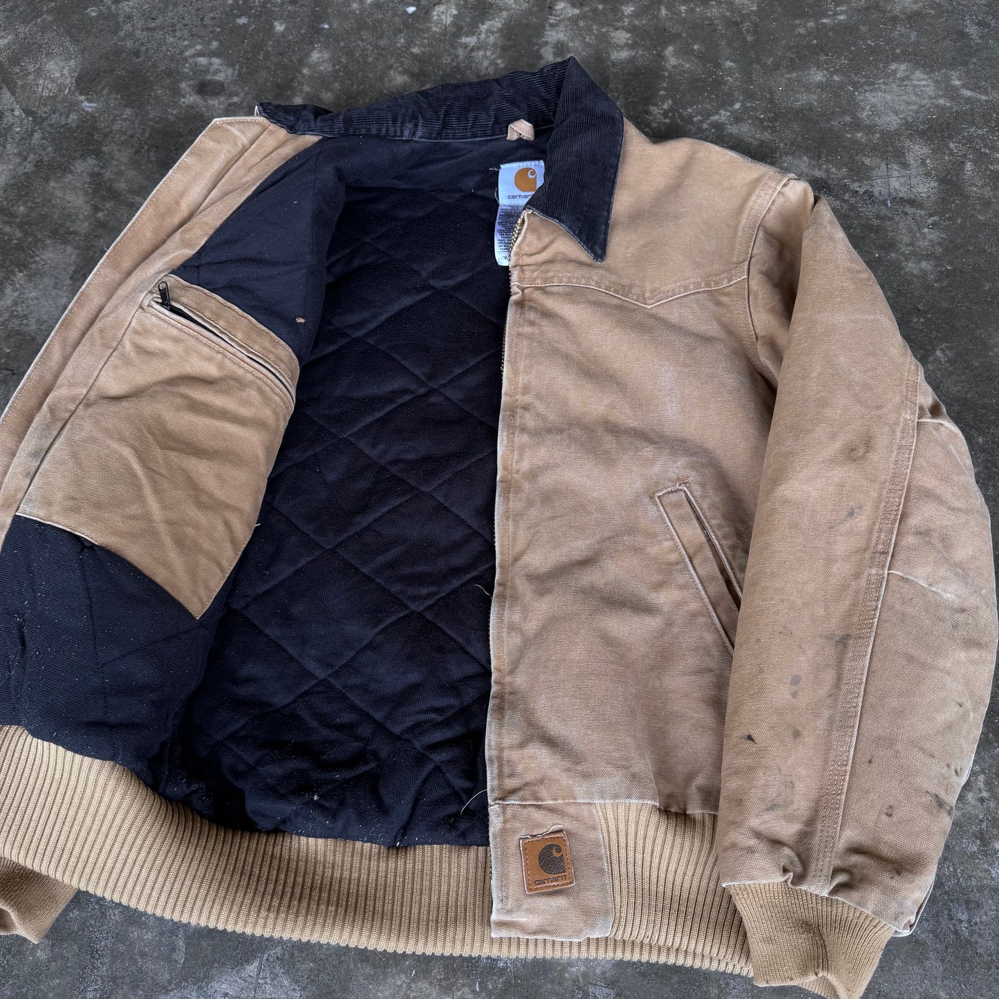 2000s Carhartt Santa Fe Trashed Jacket