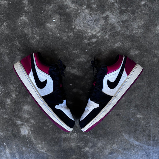 Jordan 1 Low Black Red