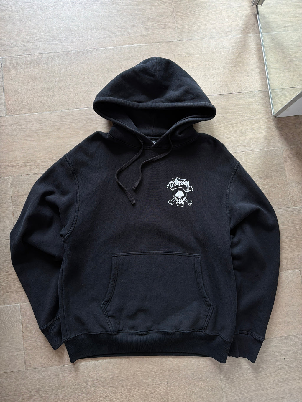 Stüssy Skull & Bones Pigment Dyed Hoodie Black (M)