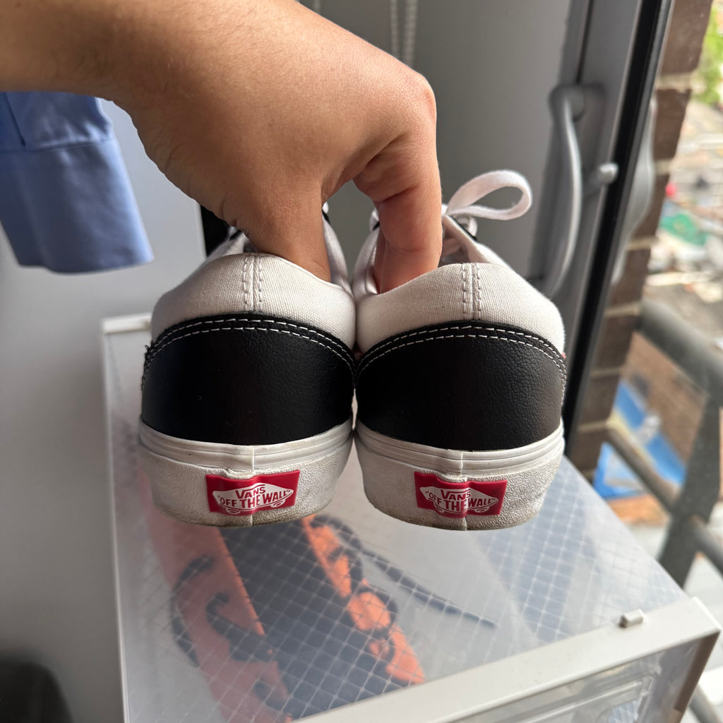 Vans Old Skool Black/Orange Sneakers