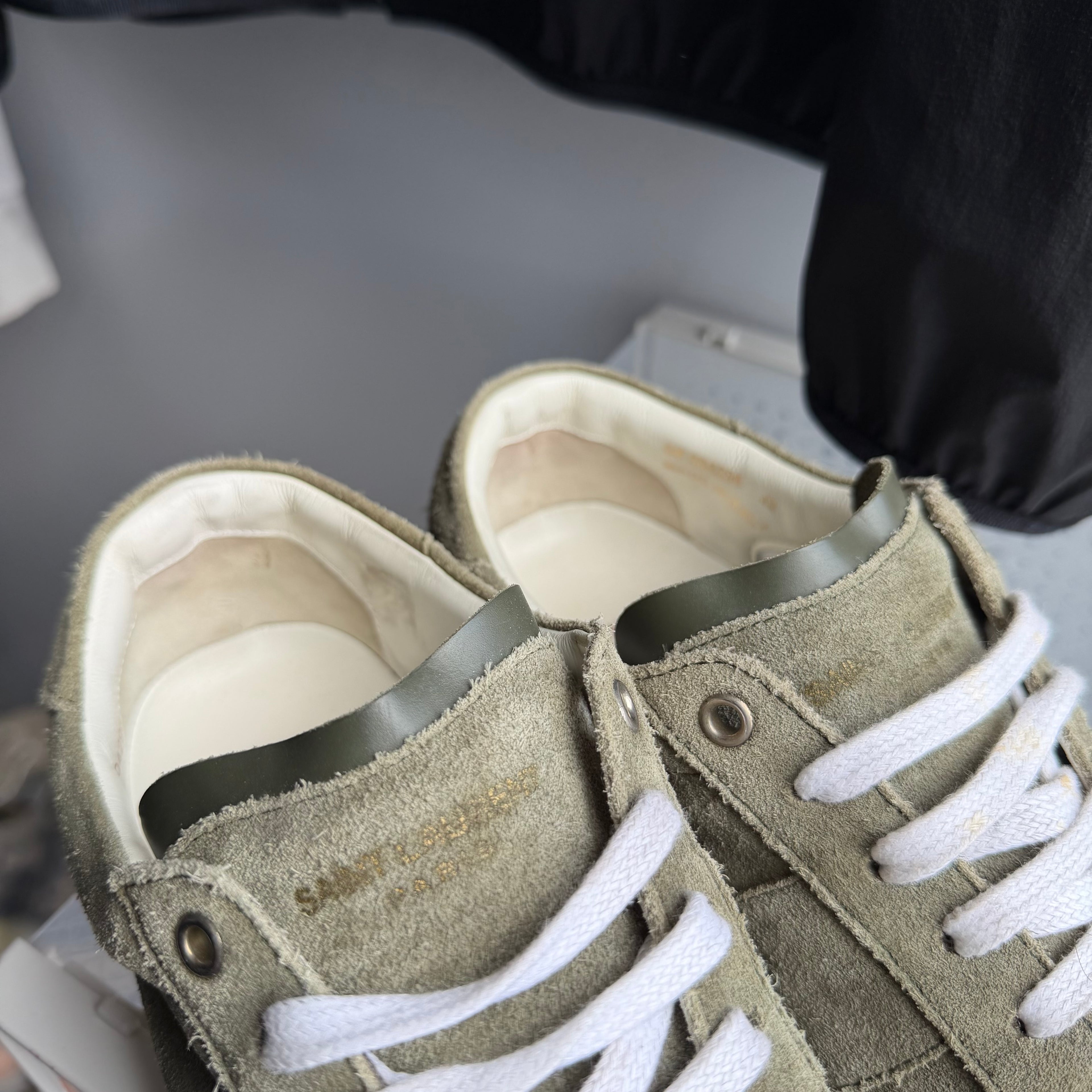 Saint Laurent Court Classic “Forest Green”