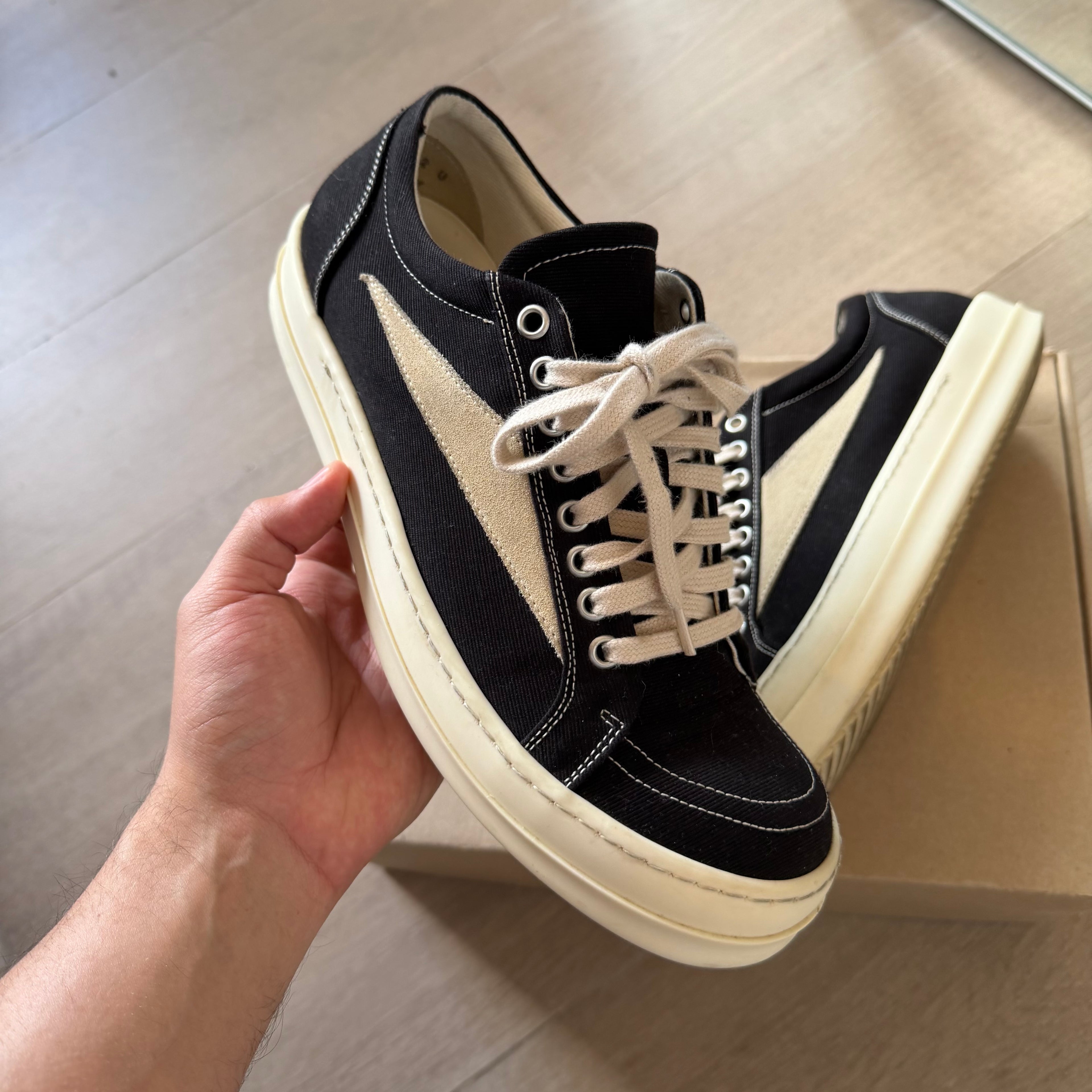 Rick Owens DRKSHDW Lido Vintage Low Sneaker Milk (Rick Vans)