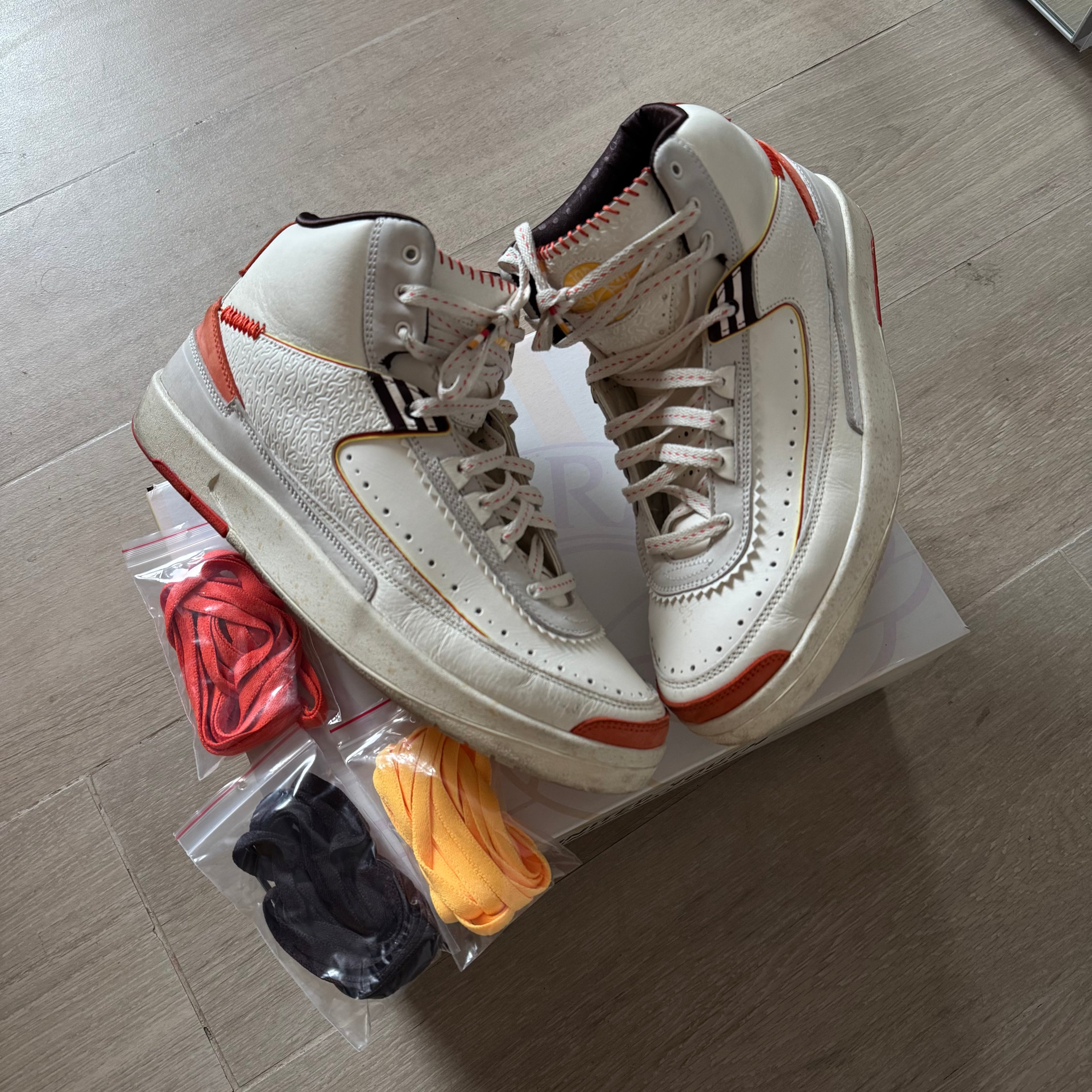 Jordan 2 Retro SP Maison Chateau Rouge