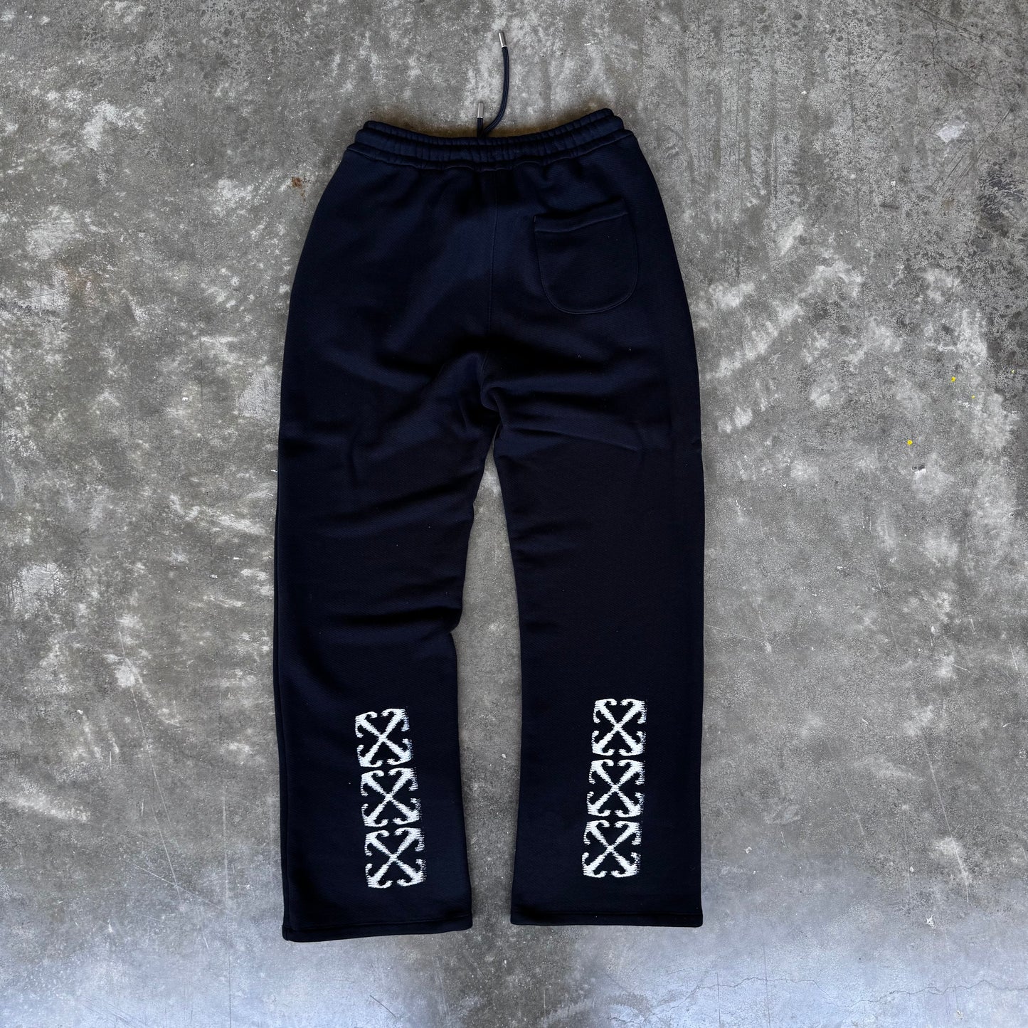 Off-White Chain Arrow Black