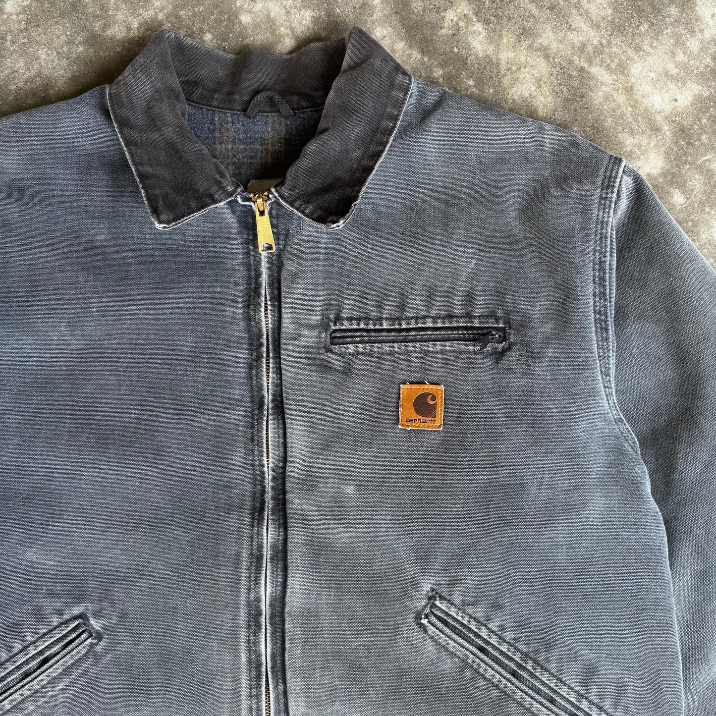 2005 Vintage Carhartt Detroit Jacket “Cement”