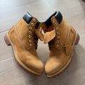 Timberland 6” Premium Waterproof Boots Wheat (10.5US)