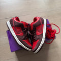 Nike SB Dunk Low Cherry (7.5US)