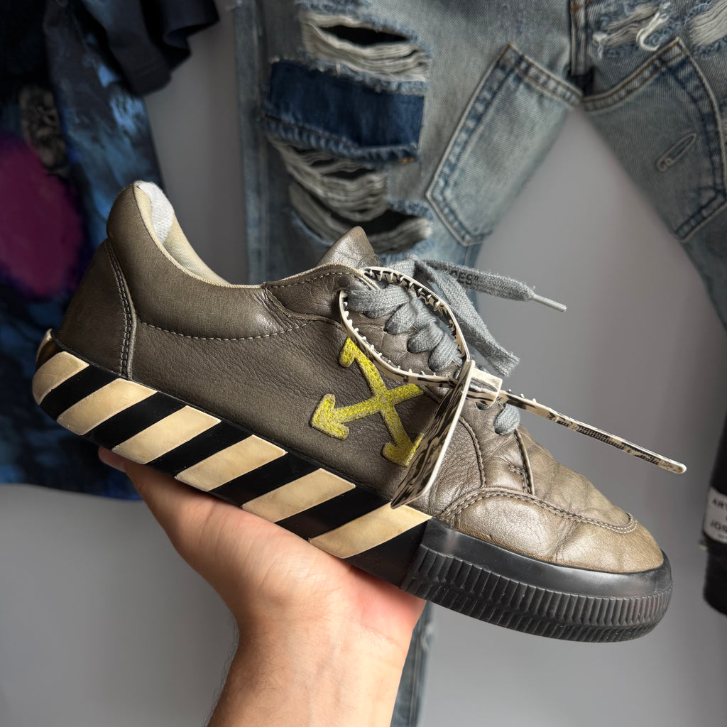 Off-White Vulcanized Low Top Sneakers Green Fluo (42EU)