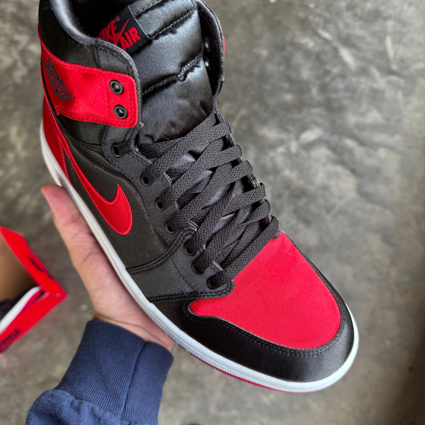 Jordan 1 Retro High OG Satin Red