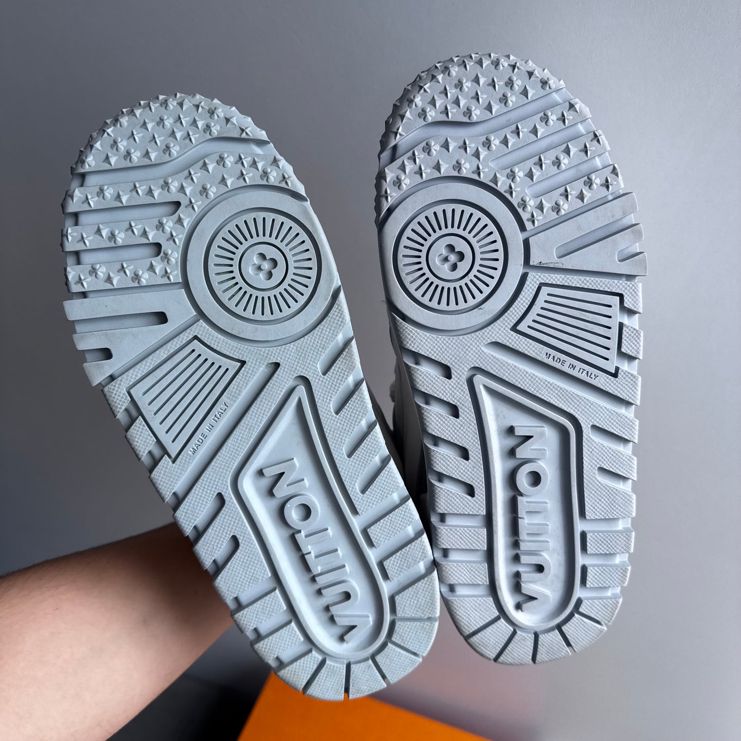 Louis Vuitton Maxi Trainer Sneaker White/Grey