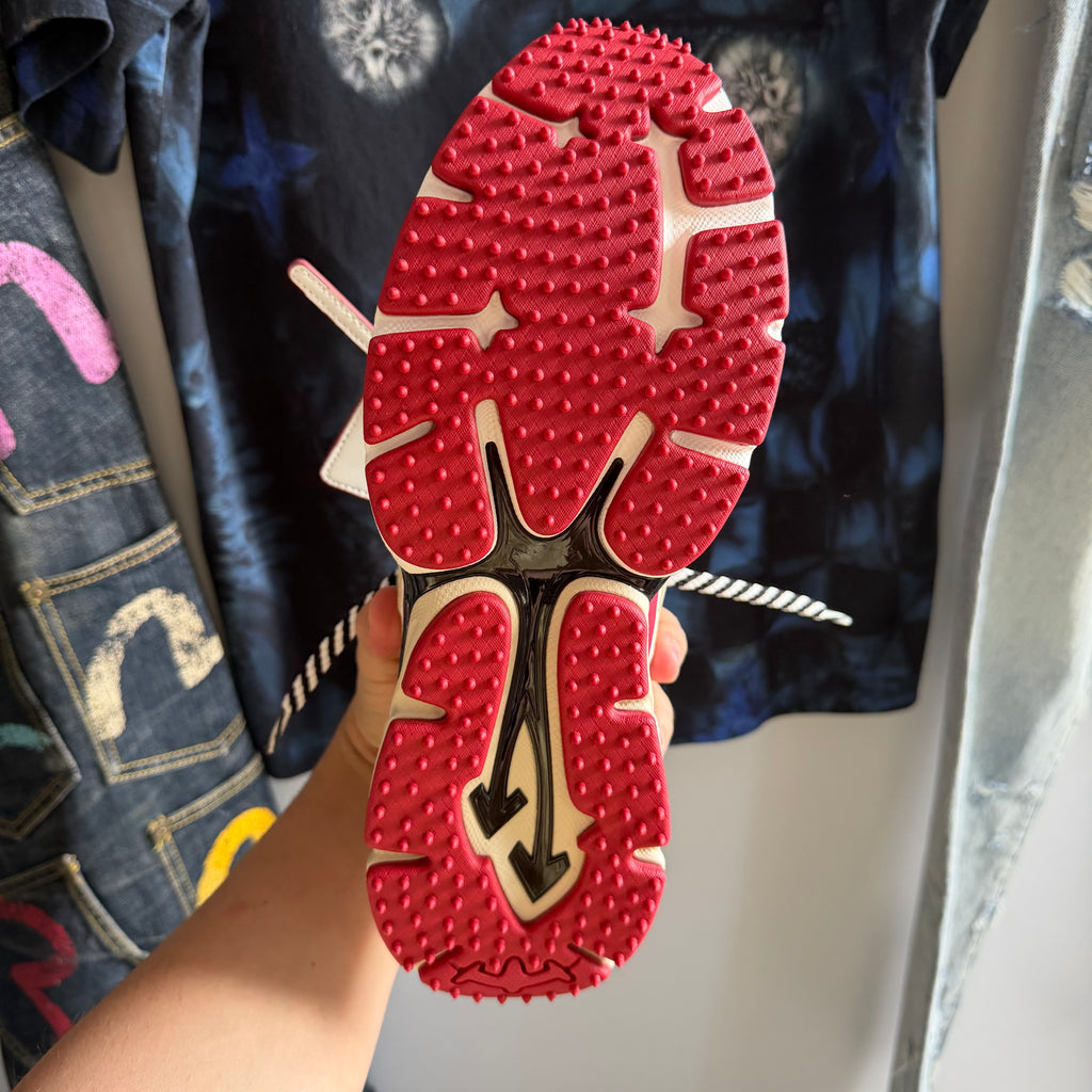 Off-White Be Right Back Sand Red Sneakers (41EU)