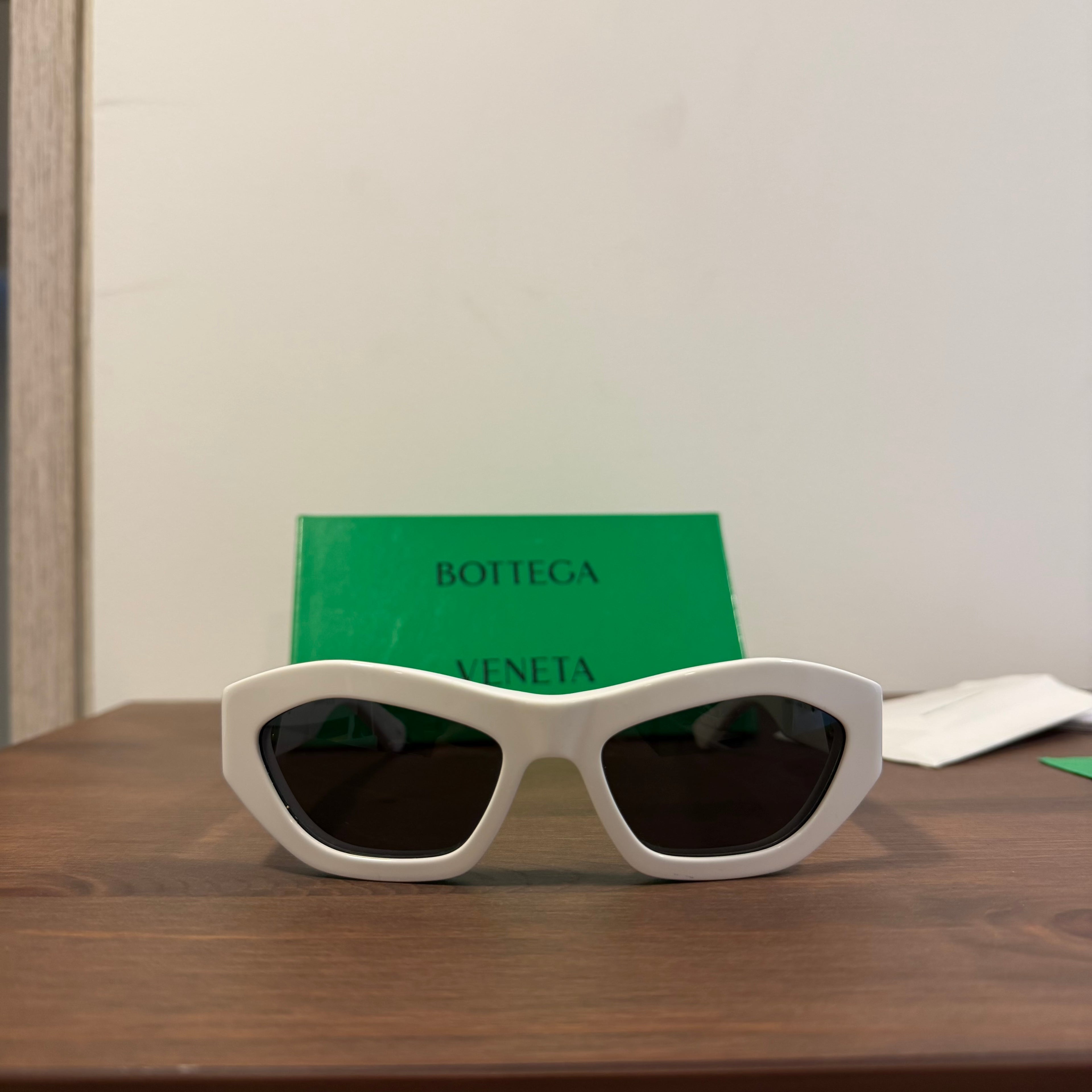 Bottega Veneta Womens Sunglasses BV 1221 004