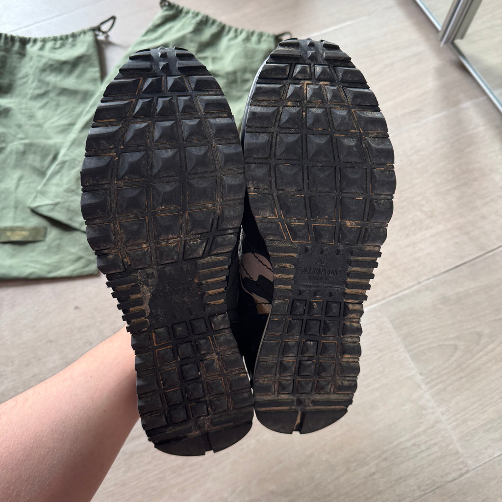 Valentino Garavani Rockrunner Trainer Gold/Black