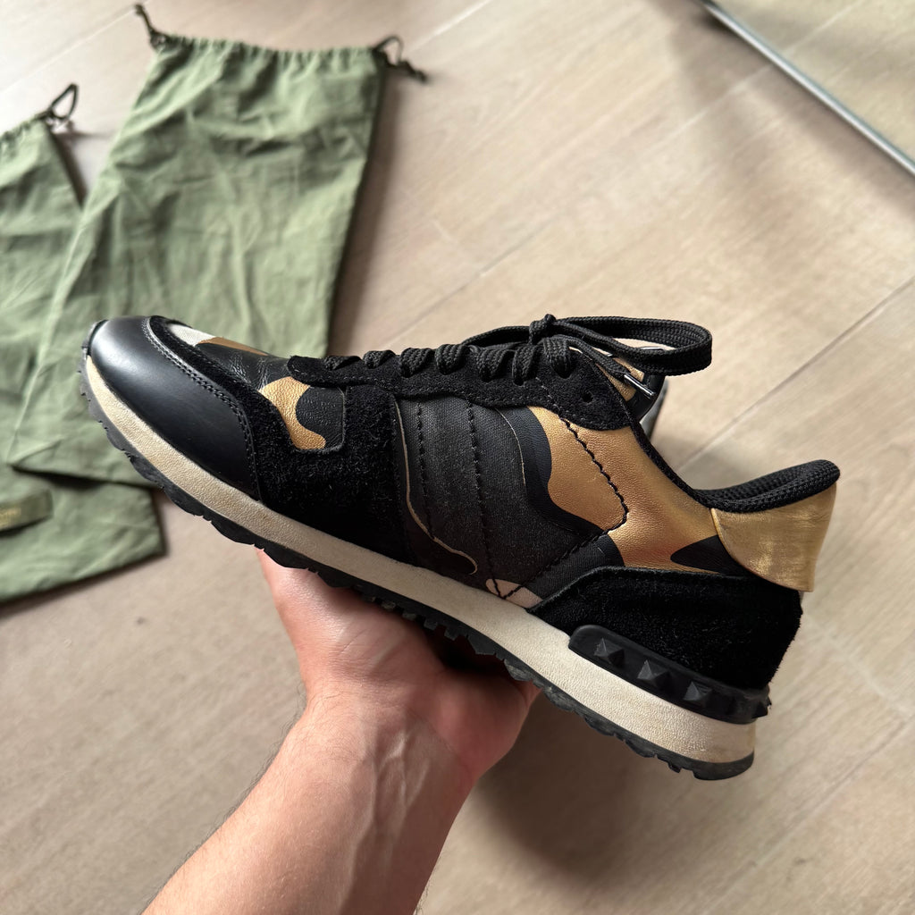 Valentino Garavani Rockrunner Trainer Gold/Black