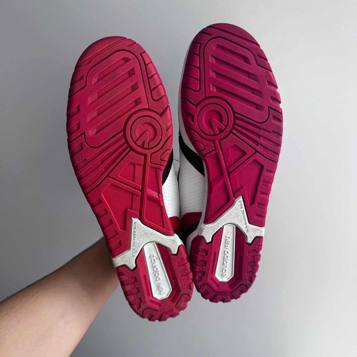 New Balance 550 White/Red/Black