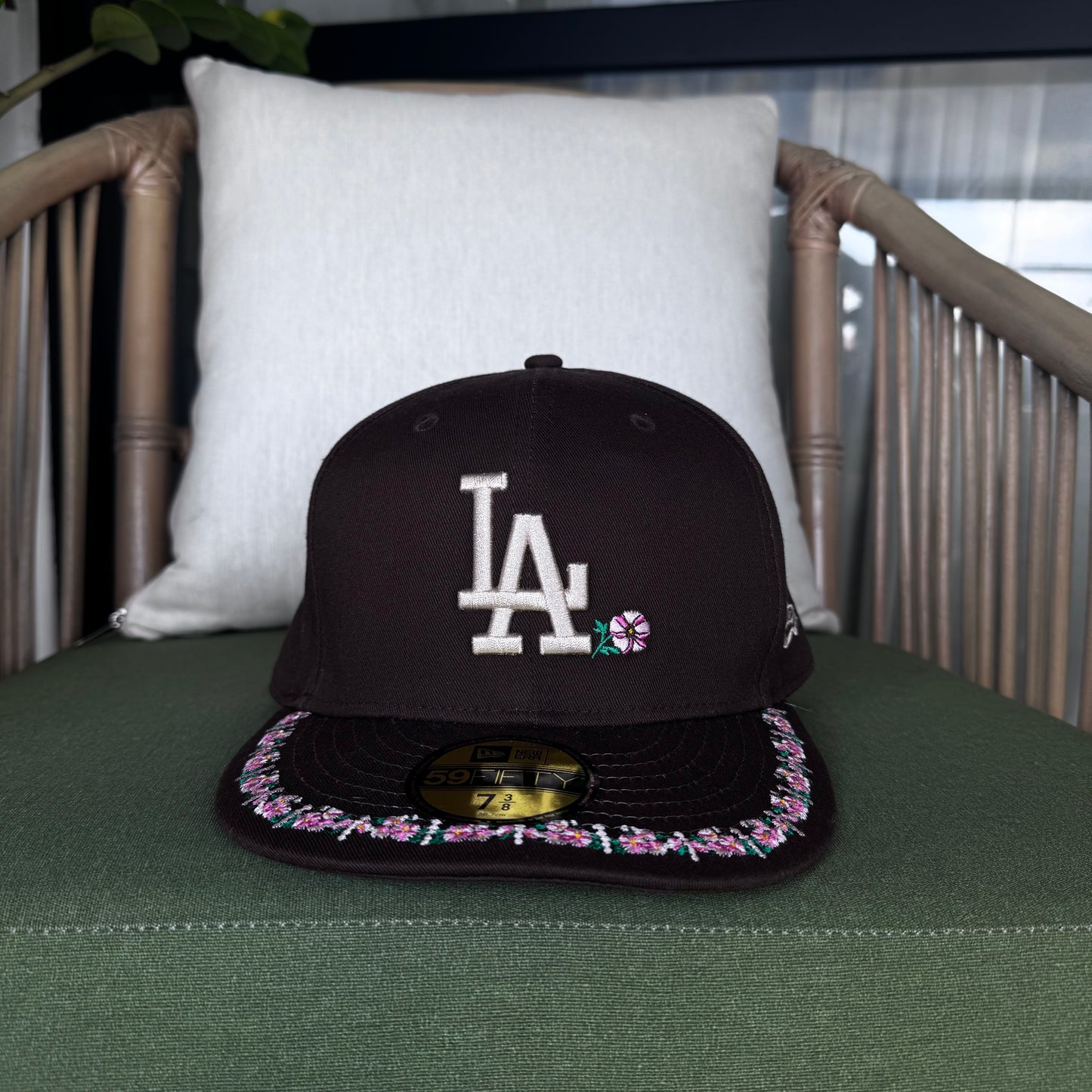 New Era 59FIFTY MLB Los Angeles Dodgers Floral Border Collection Fitted Cap 7 3/8