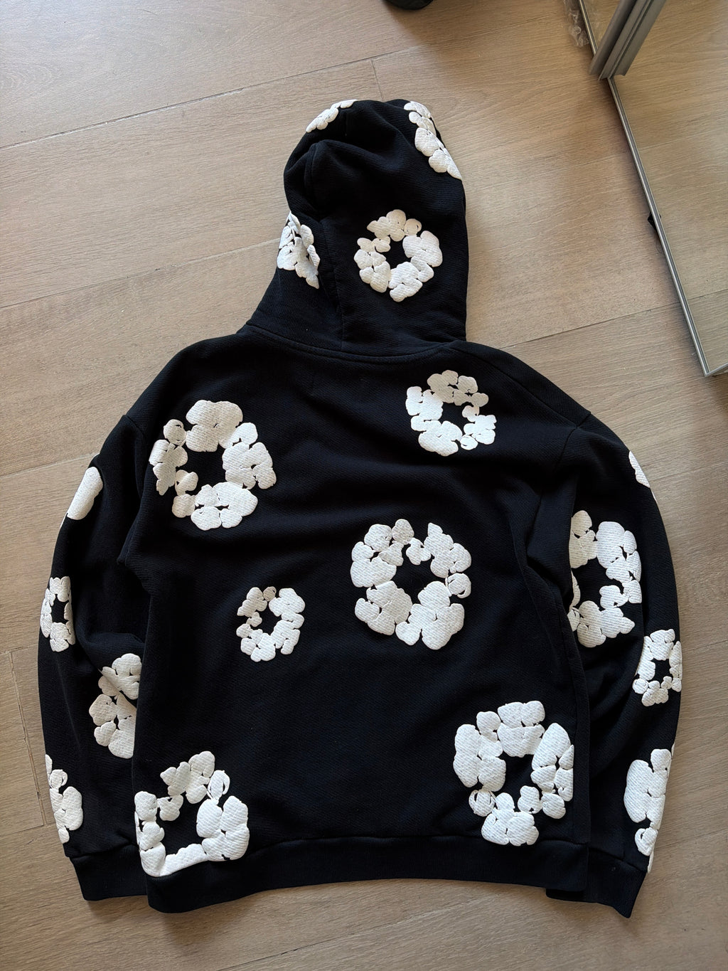 Denim Tears Cotton Wreath Sweatshirt Black (M)