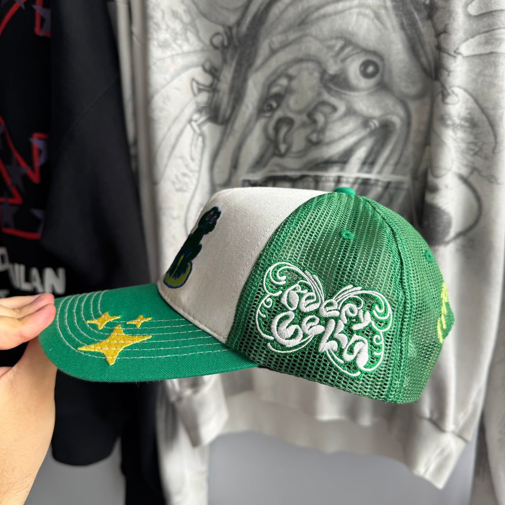 Beepy Bella Froggy Cap