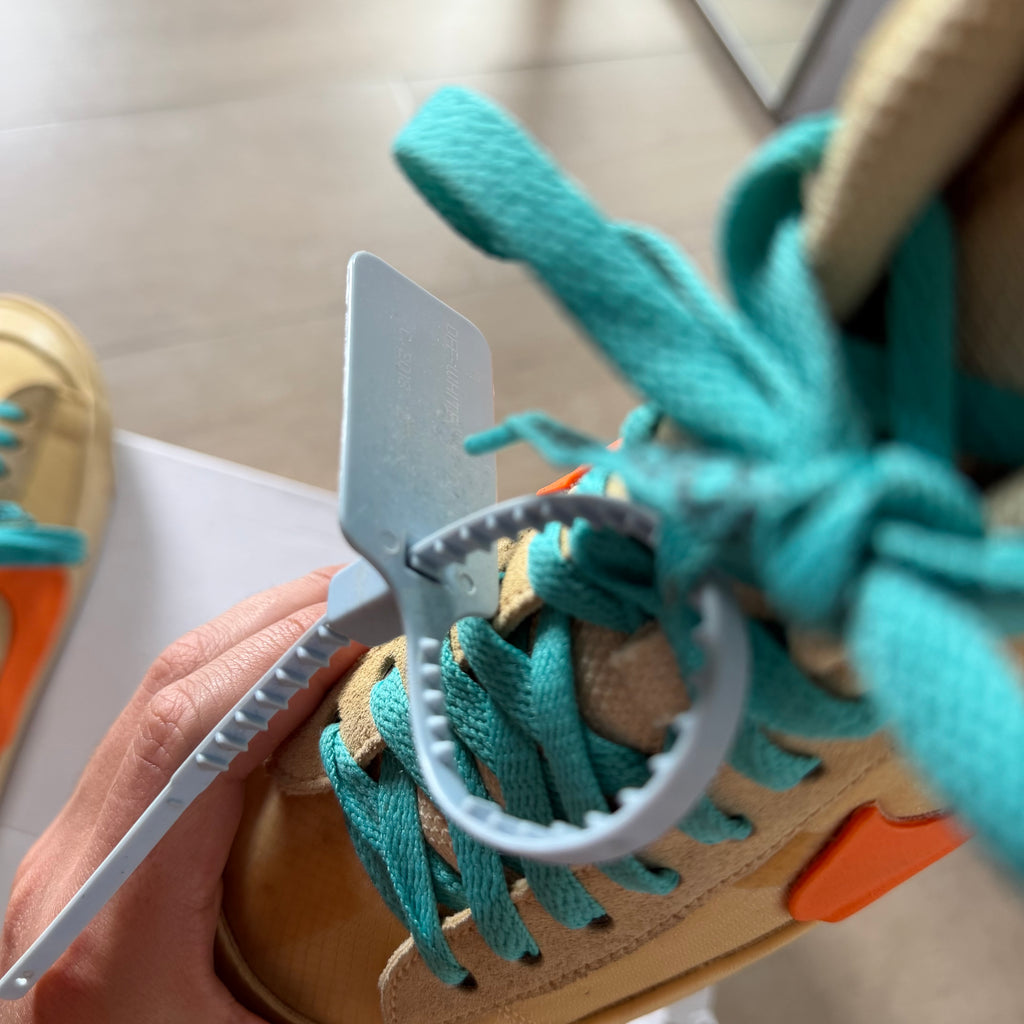 Nike x Off-White Blazer Mid All Hallows Eve (8.5US)