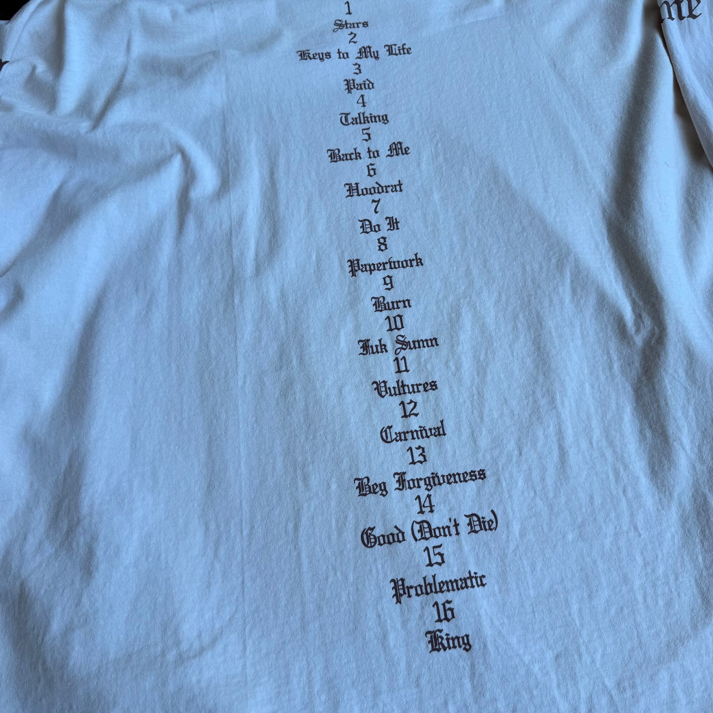 YZY Vultures T Large White Ls (3)