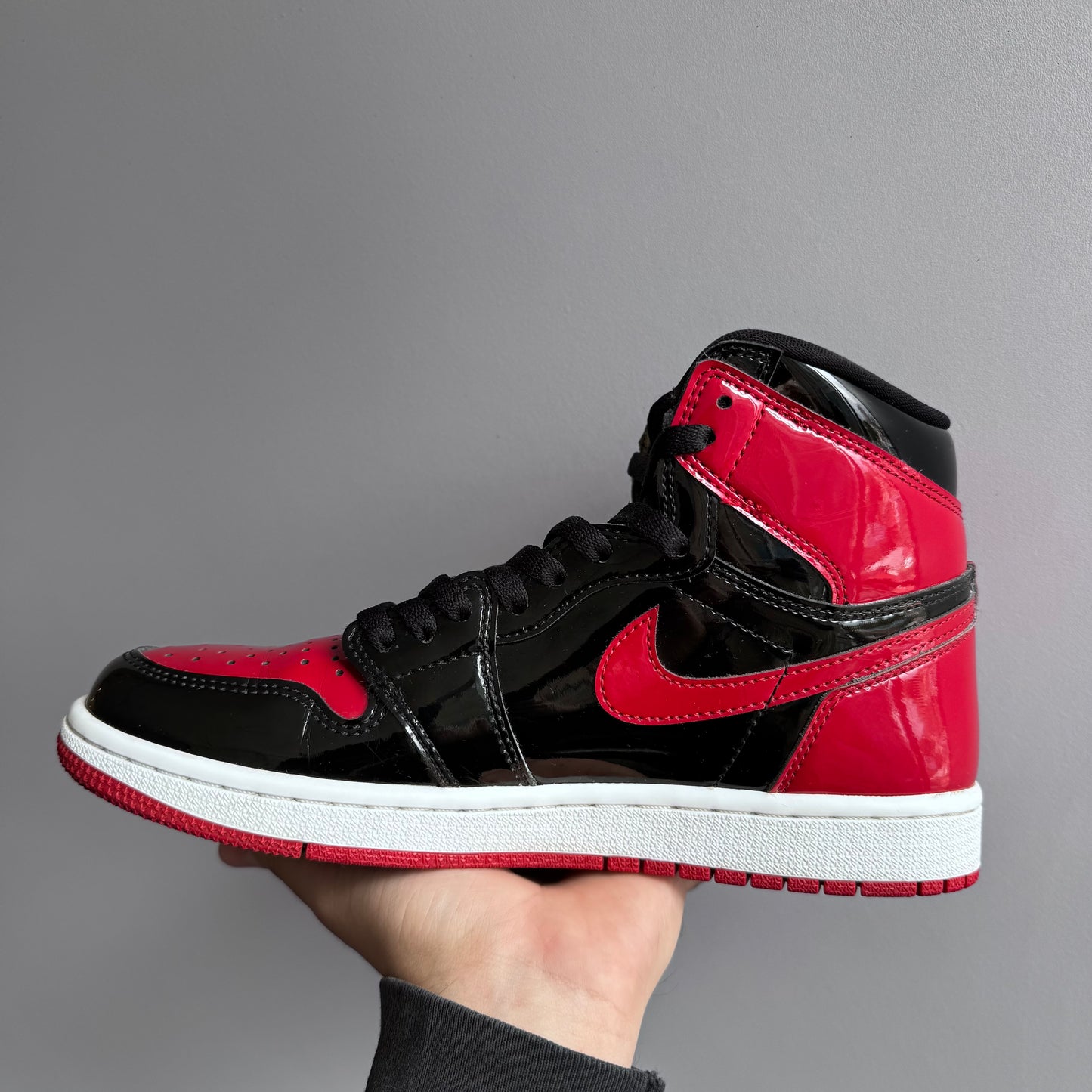 Air Jordan 1 Retro High OG “Bred Patent”