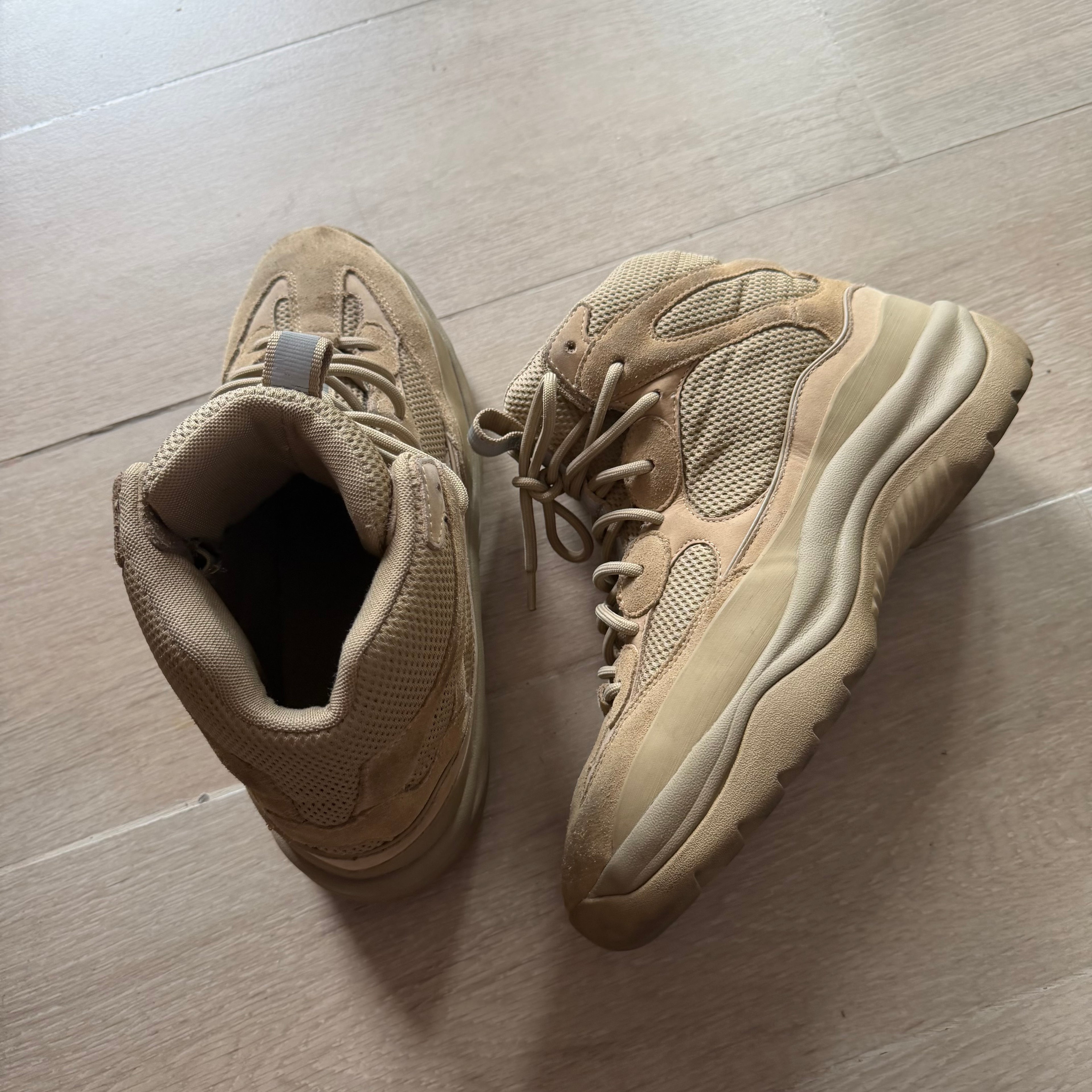 Yeezy Season 7 Dessert Boots Taupe (10-10.5)