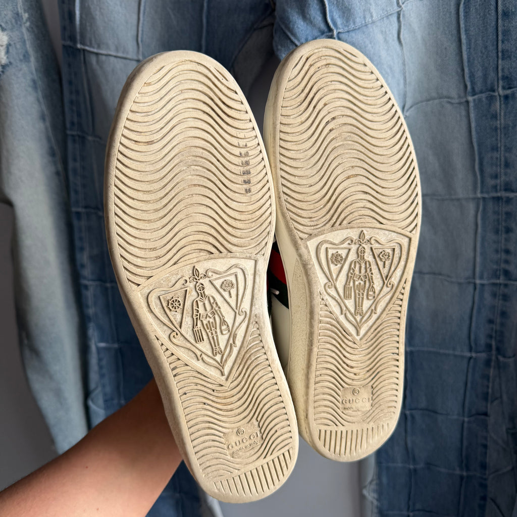 Gucci Ace Bee Sneakers (8.5US)