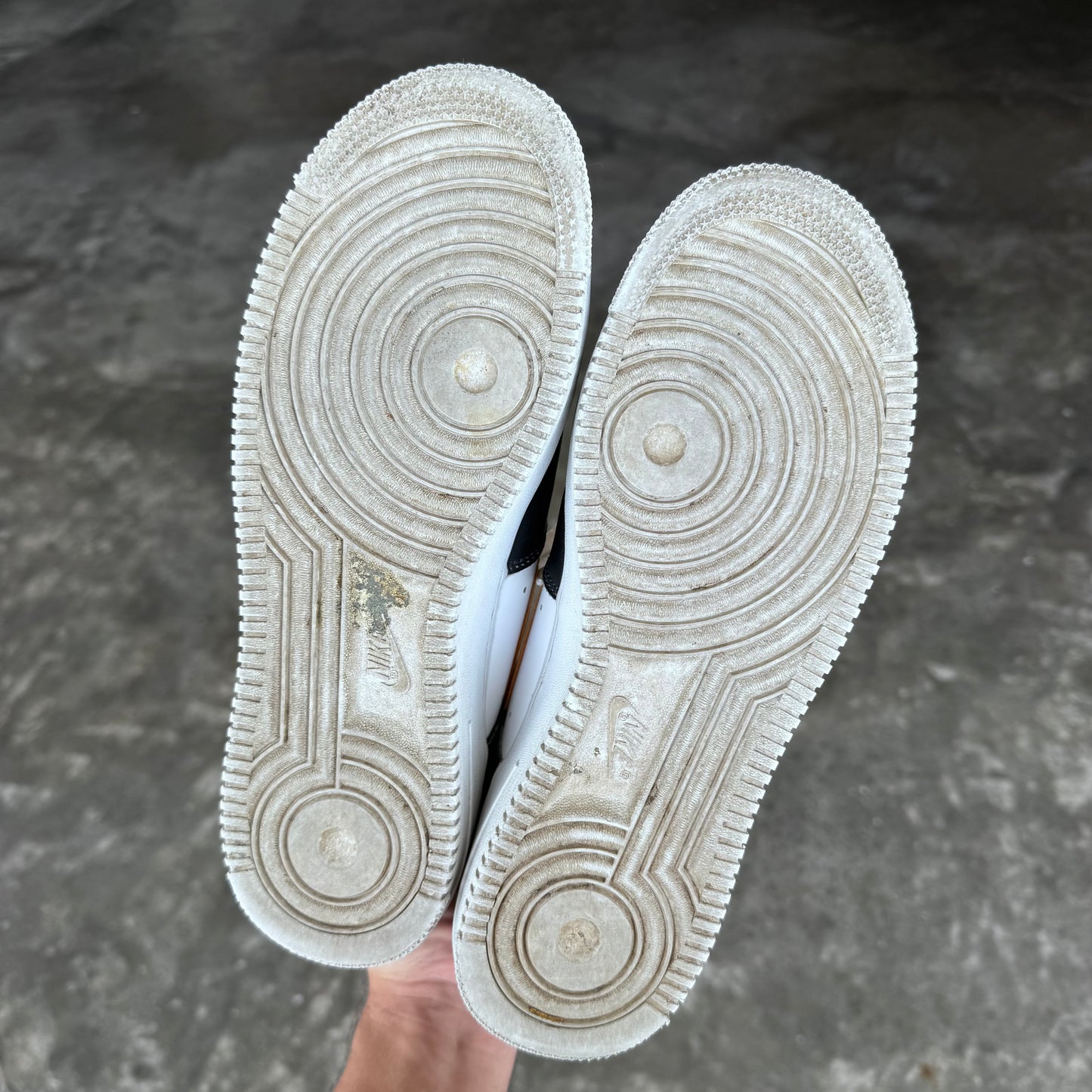 Nike Air Force 1 07’ Low Embossed