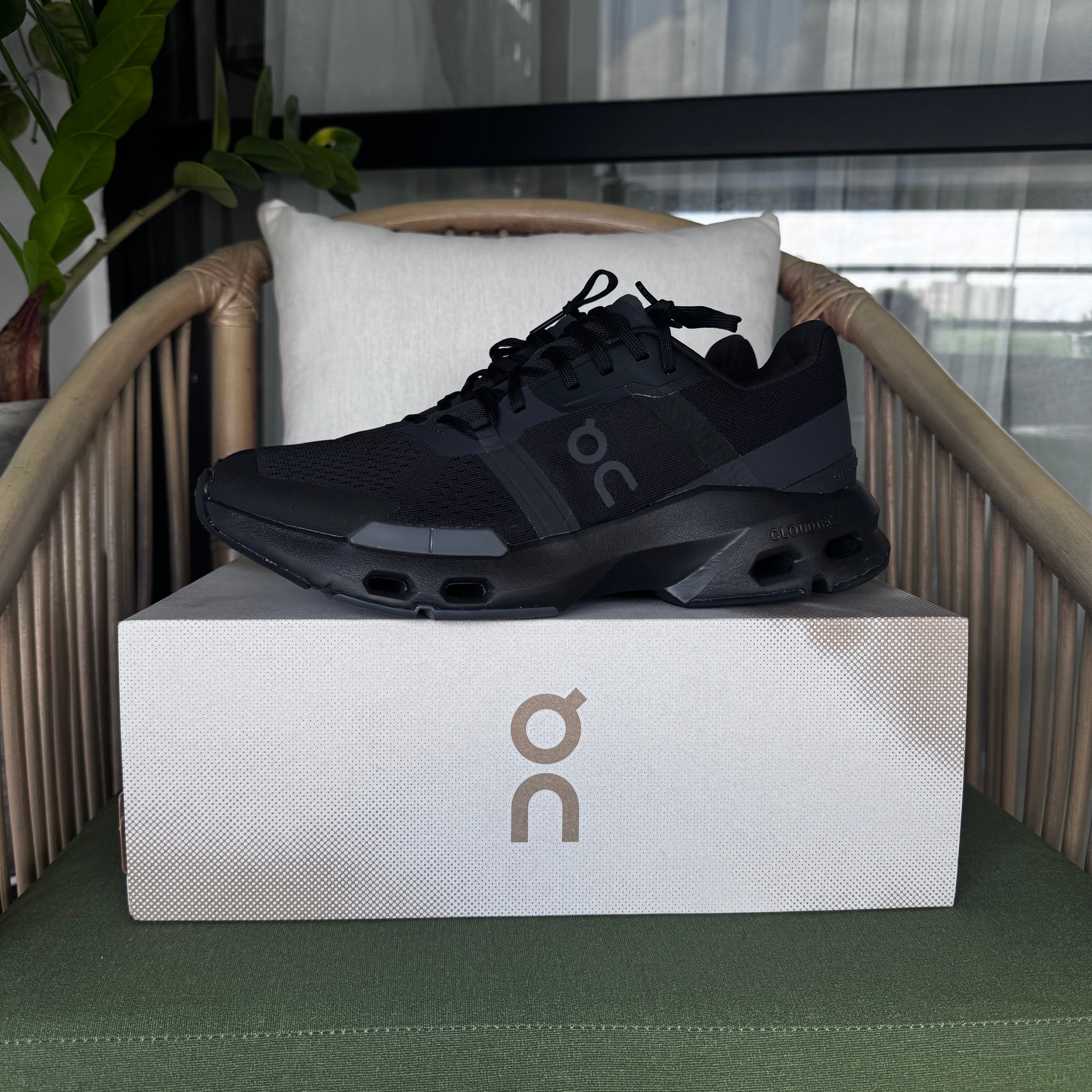 On Running Cloudpulse Eclipse Black