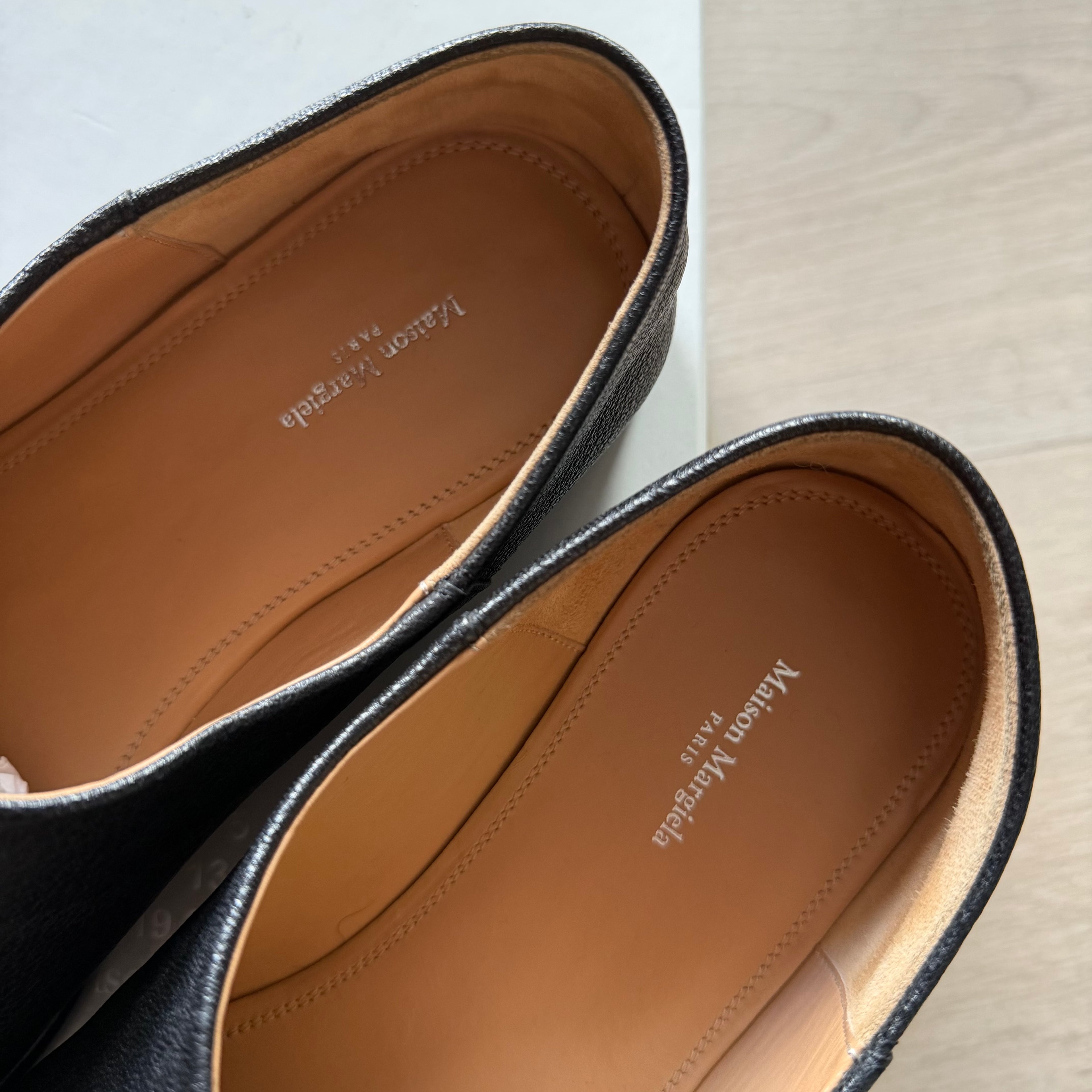 Maison Margiela Tabi Babouche Black