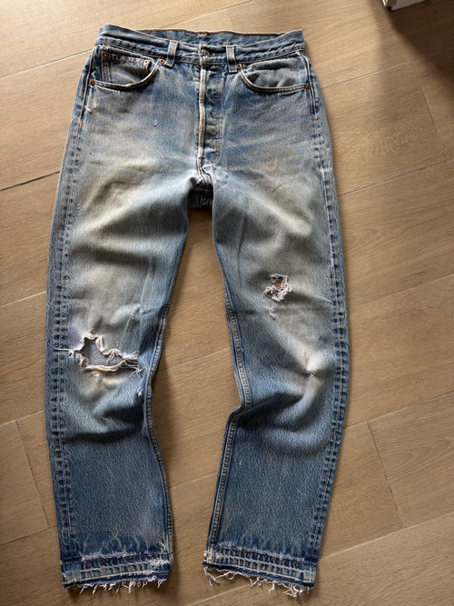 1980s Levi 501 “Light Wash” Denim Jeans (30w)