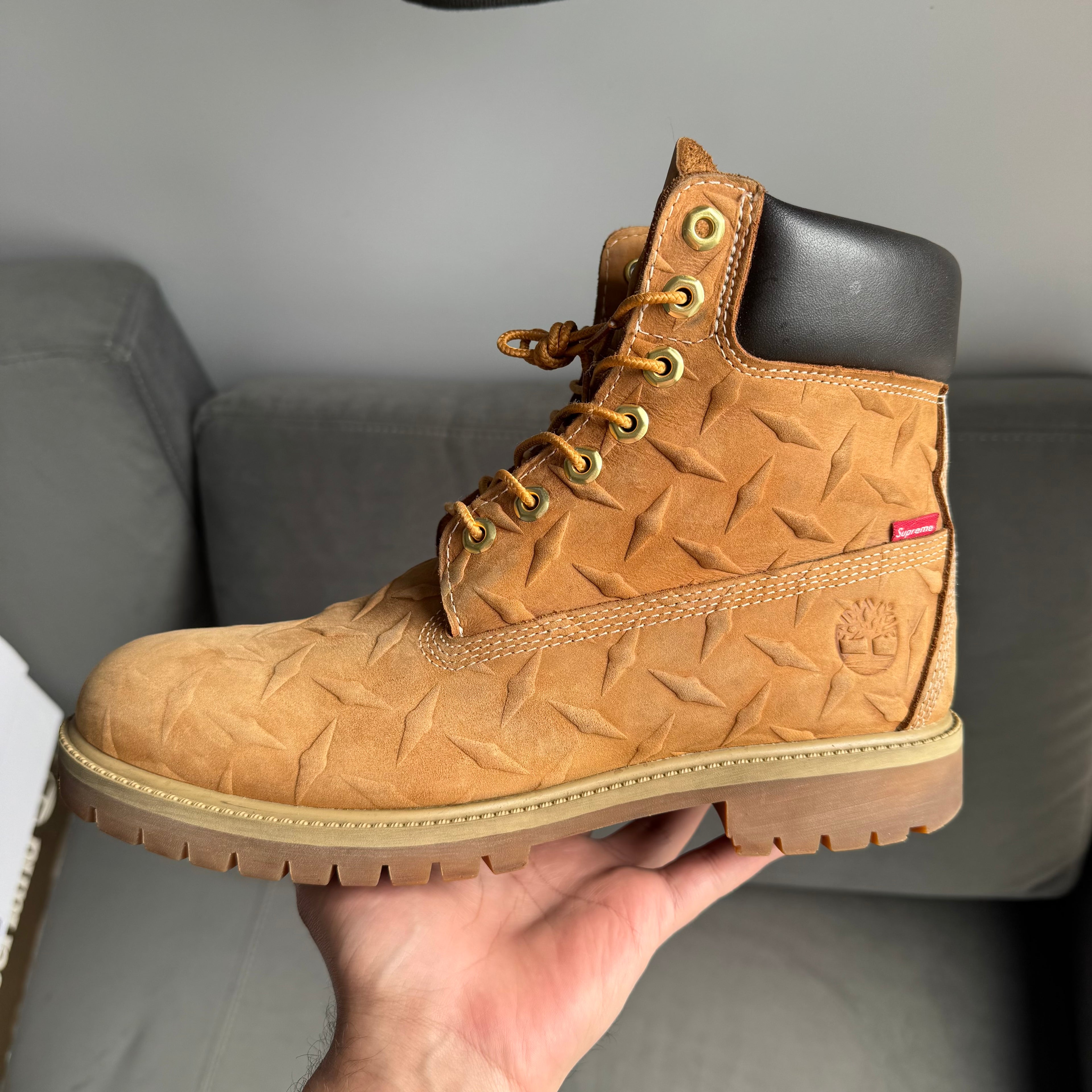 2023 Supreme x Timberland 6” Premium Waterproof Diamond Plate Boots Wheat