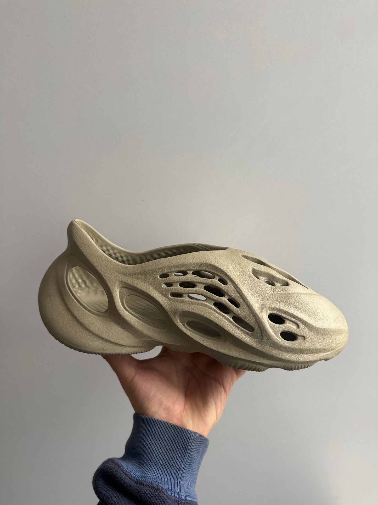 adidas Yeezy Foam RNR Sand