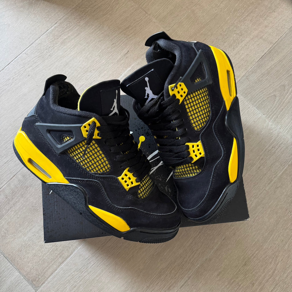Jordan 4 Retro Thunder
